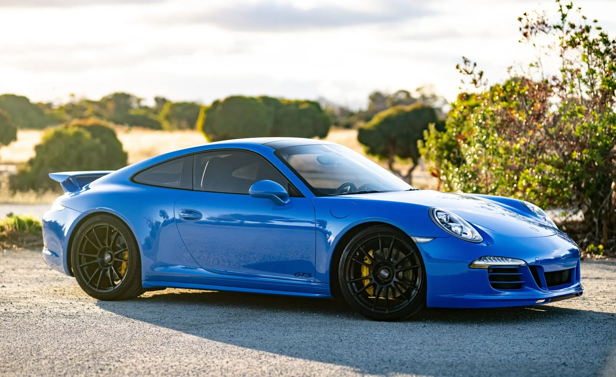 Load larger image of PTS Voodoo Blue 2016 Porsche 991 Carrera GTS Aerokit - Stuttcars Classified