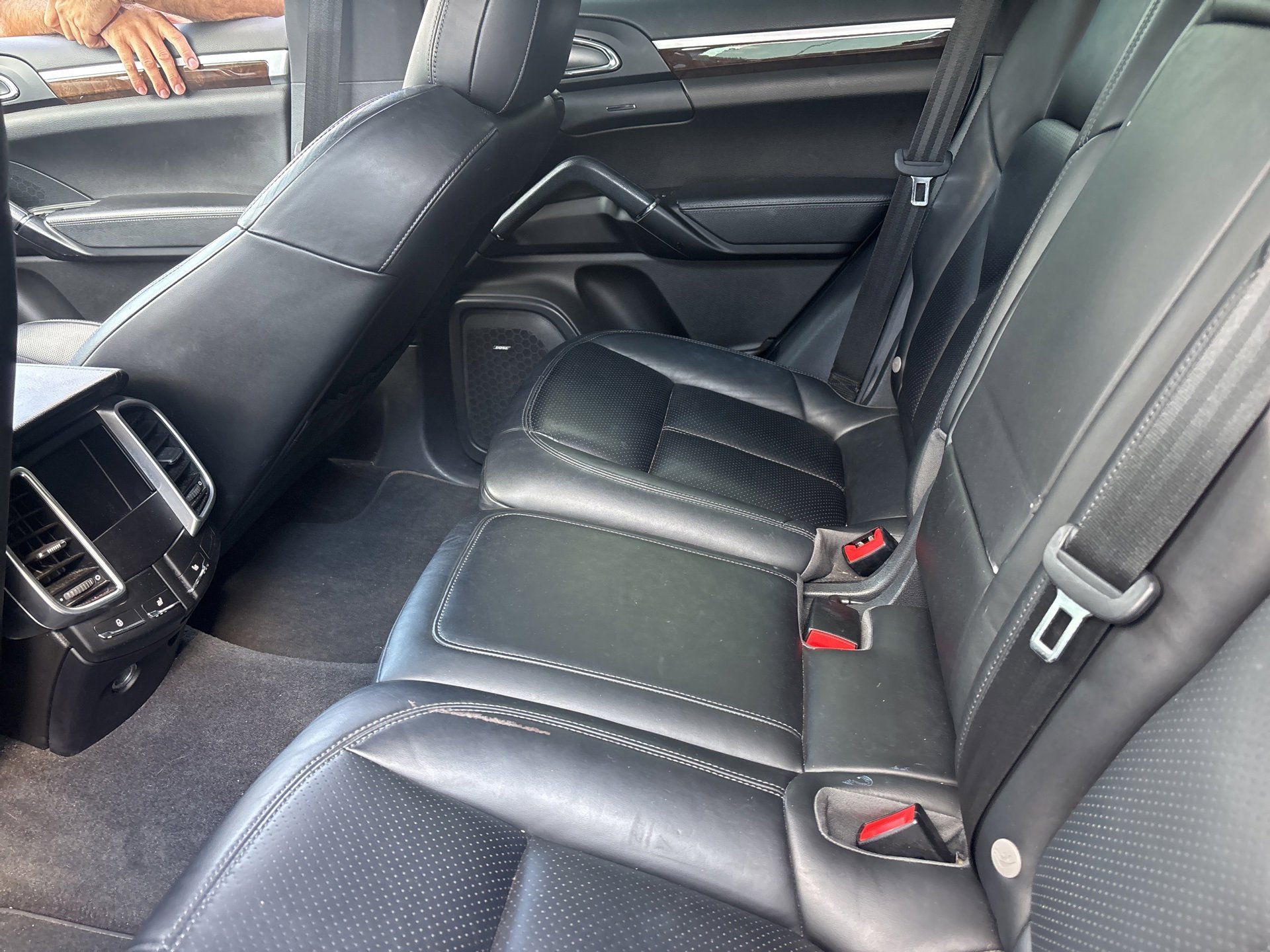 Load larger image of 2017 Porsche Cayenne S - Stuttcars Classified