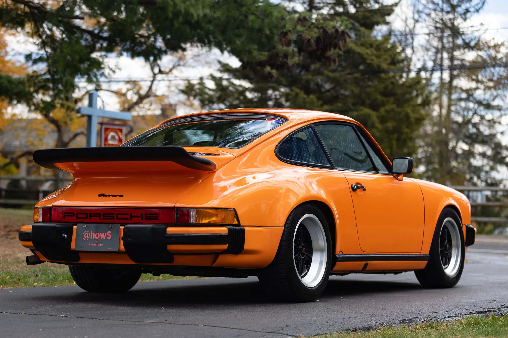 Load larger image of 3.2L-Powered 1977 Porsche 911S Coupe - Stuttcars Classified