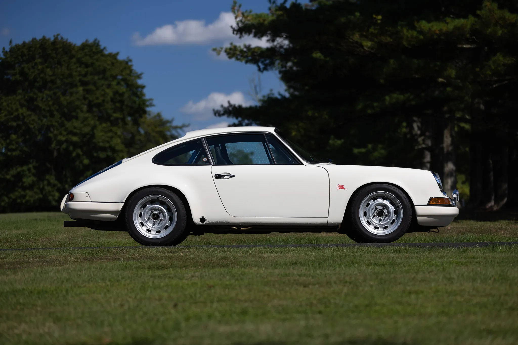 Load larger image of Backdated 1975 Porsche 911S Coupe 3.2L - Stuttcars Classified