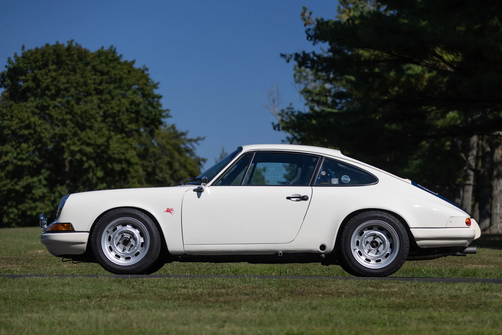 Load larger image of Backdated 1975 Porsche 911S Coupe 3.2L - Stuttcars Classified