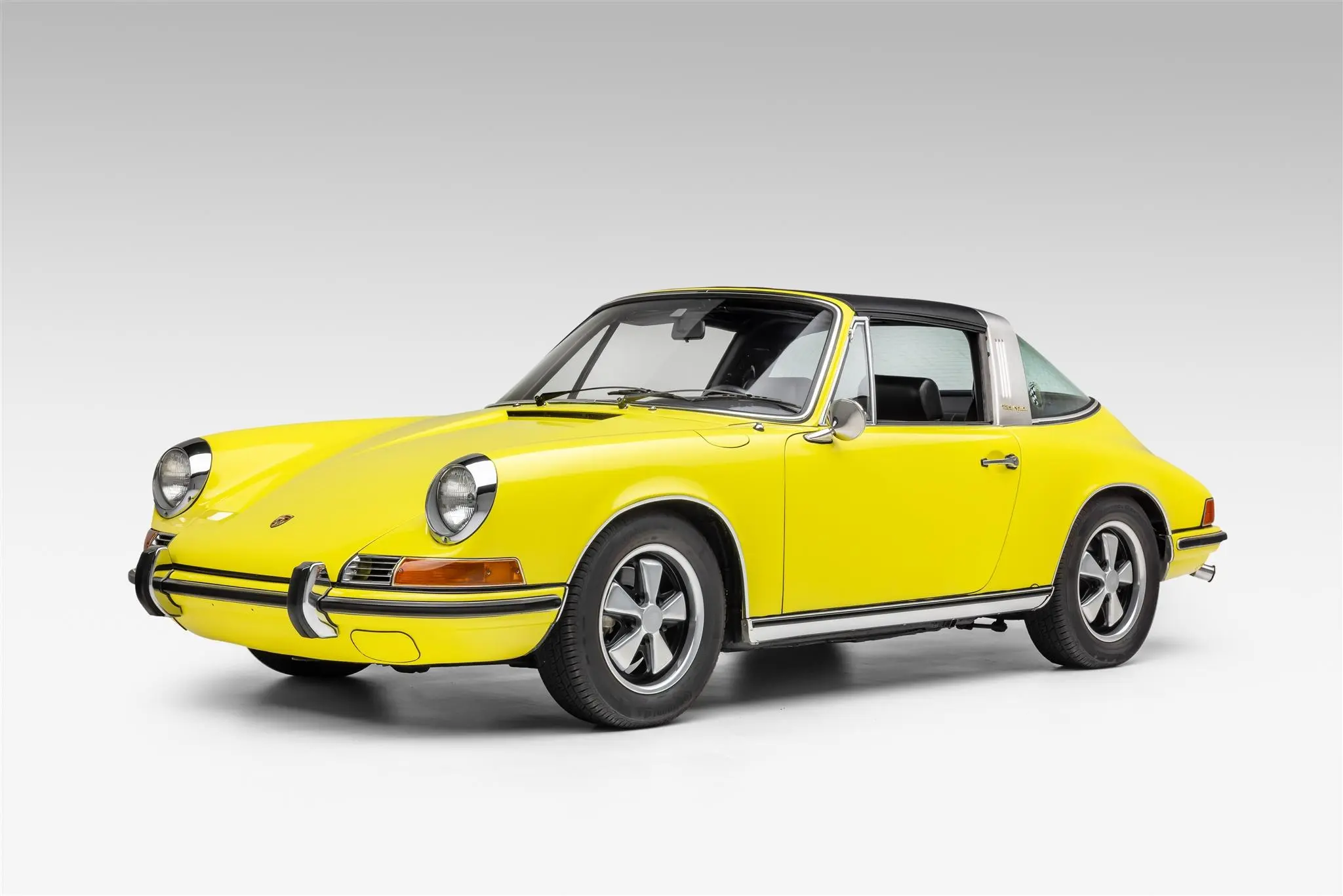 Load larger image of 1971 Porsche 911S Targa - Stuttcars Classified