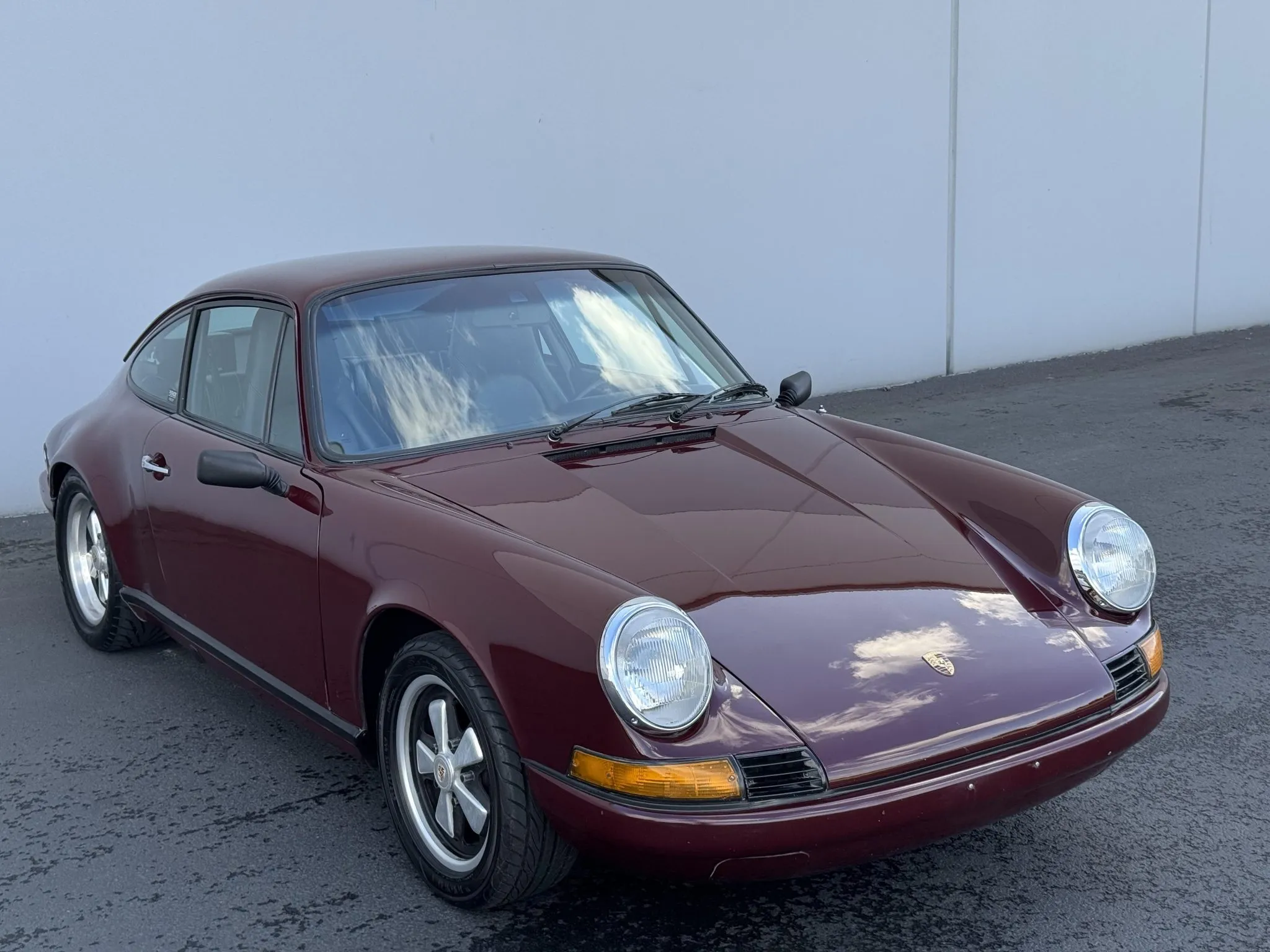 Load larger image of 1971 Porsche 911T Coupe - Stuttcars Classified