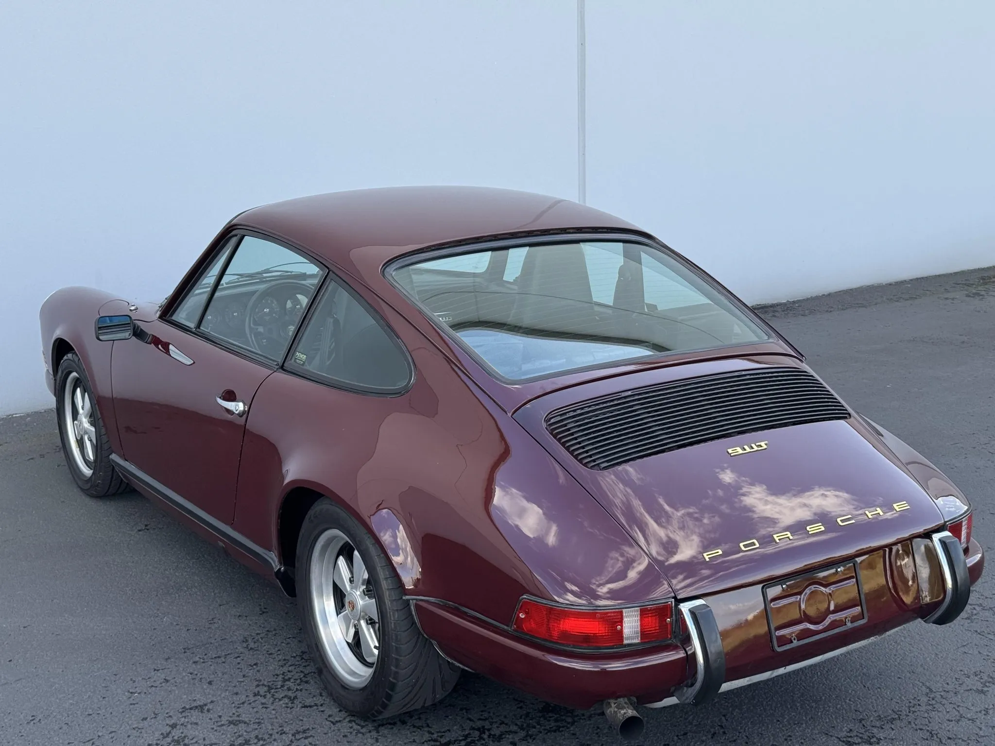 Load larger image of 1971 Porsche 911T Coupe - Stuttcars Classified