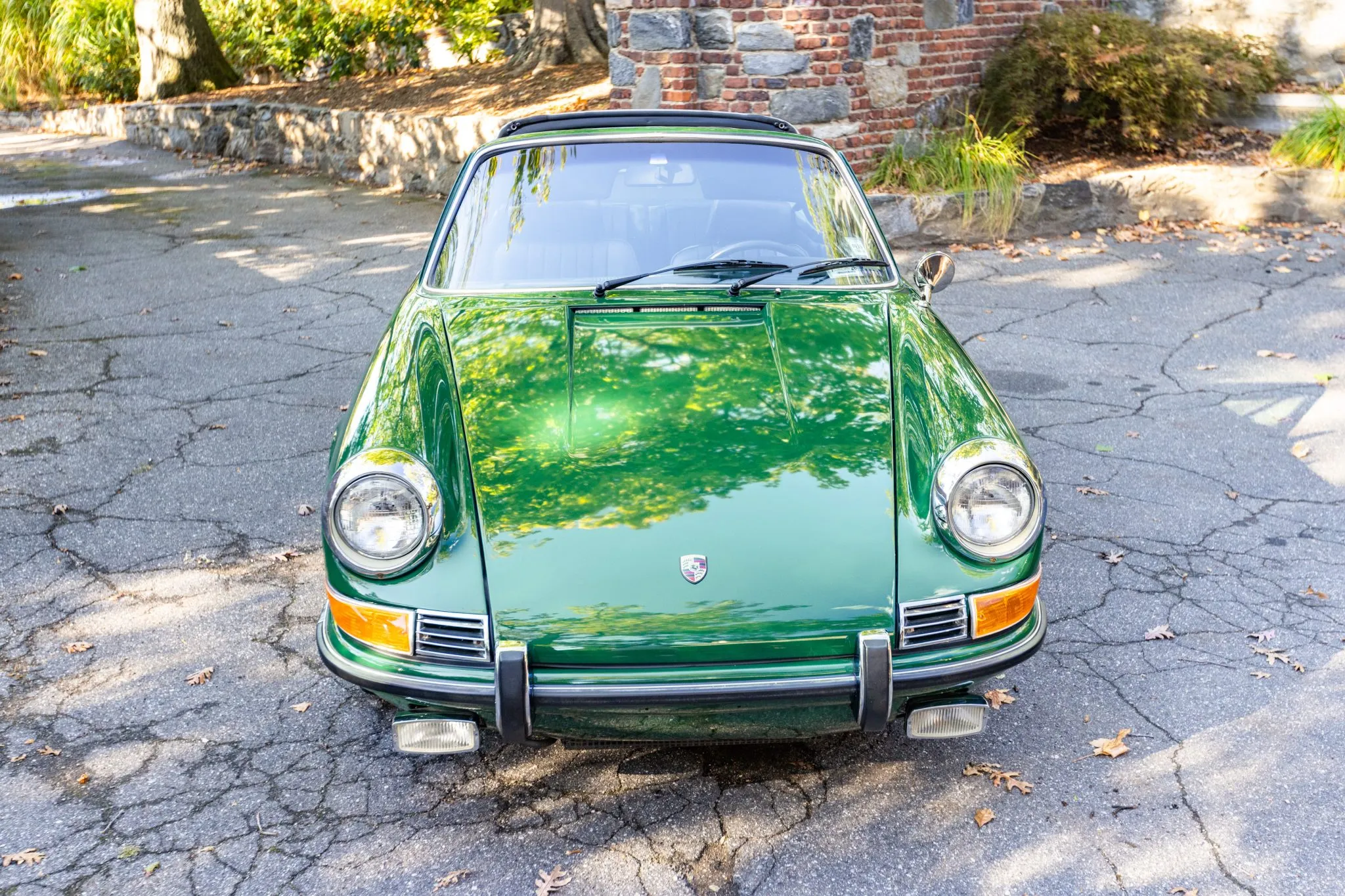 Load larger image of 1971 Porsche 911T Targa - Stuttcars Classified
