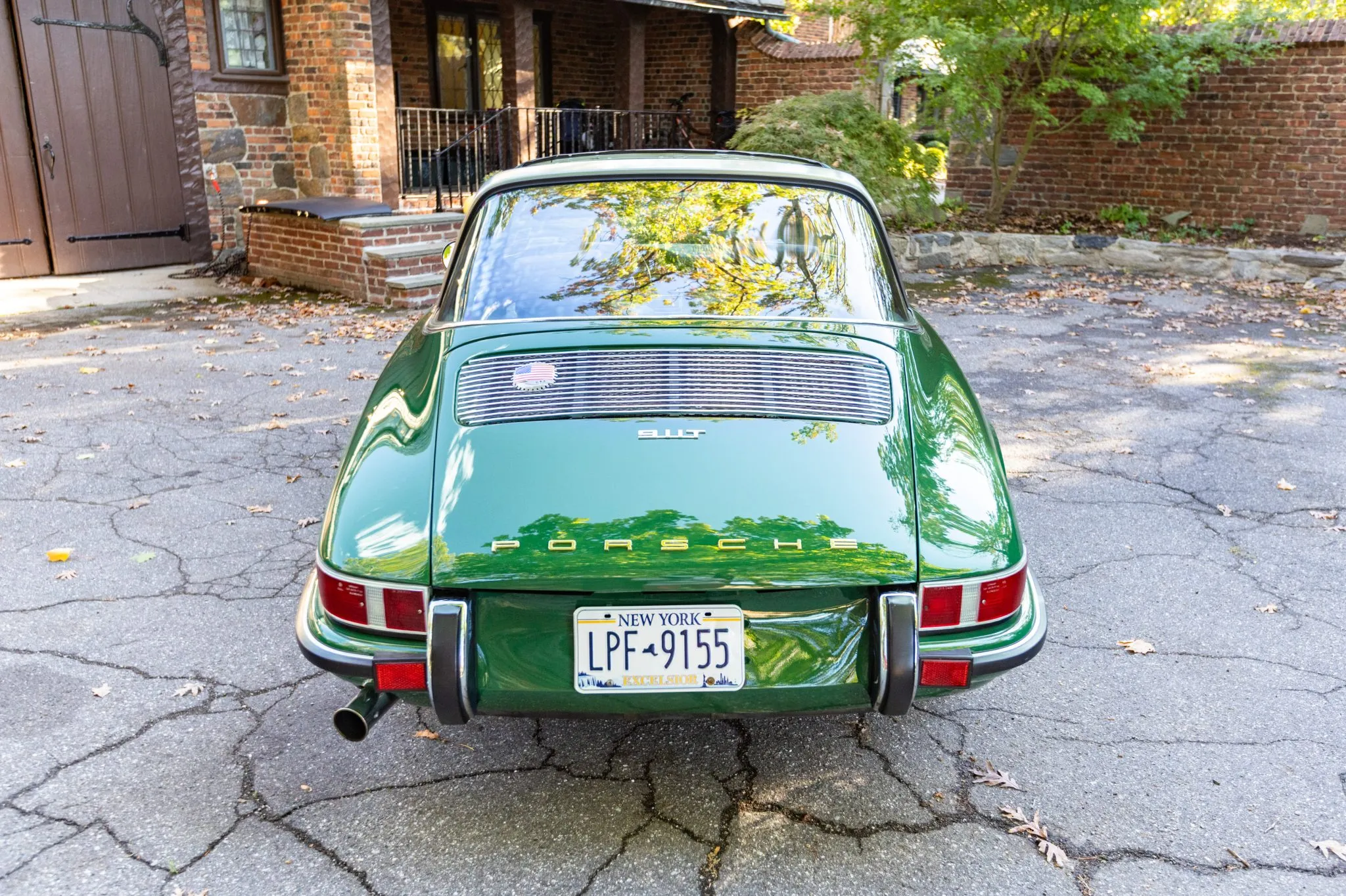 Load larger image of 1971 Porsche 911T Targa - Stuttcars Classified