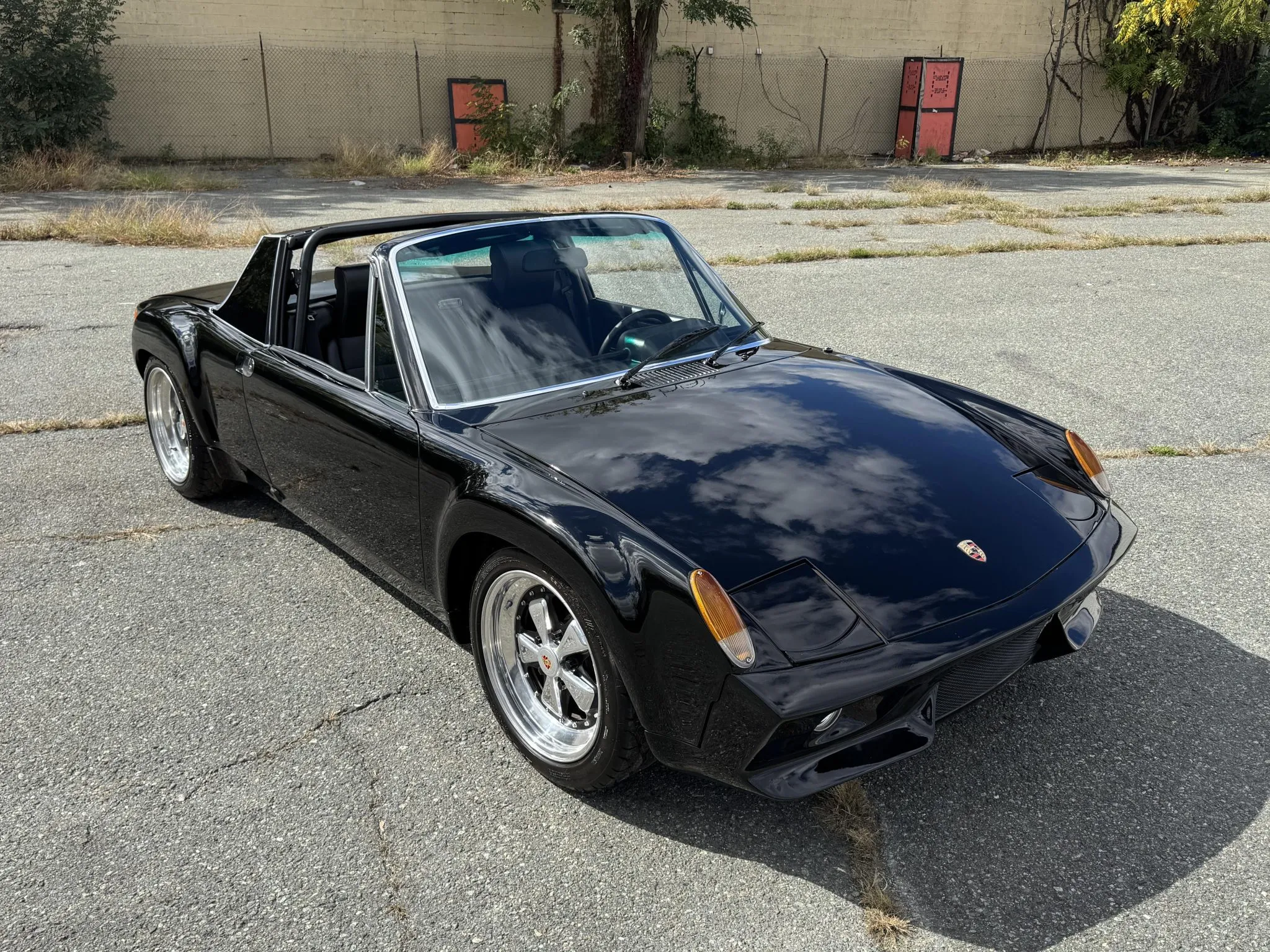 Load larger image of V8-Powered 1974 Porsche 914 - Stuttcars Classified