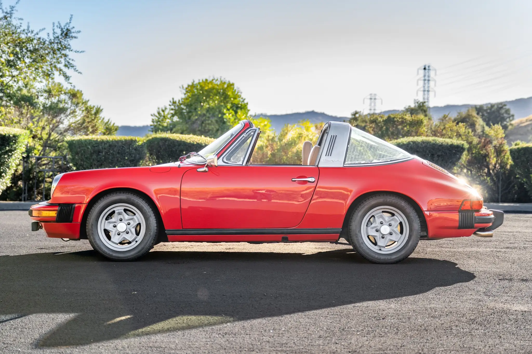 Load larger image of 1975 Porsche 911S Targa - Stuttcars Classified