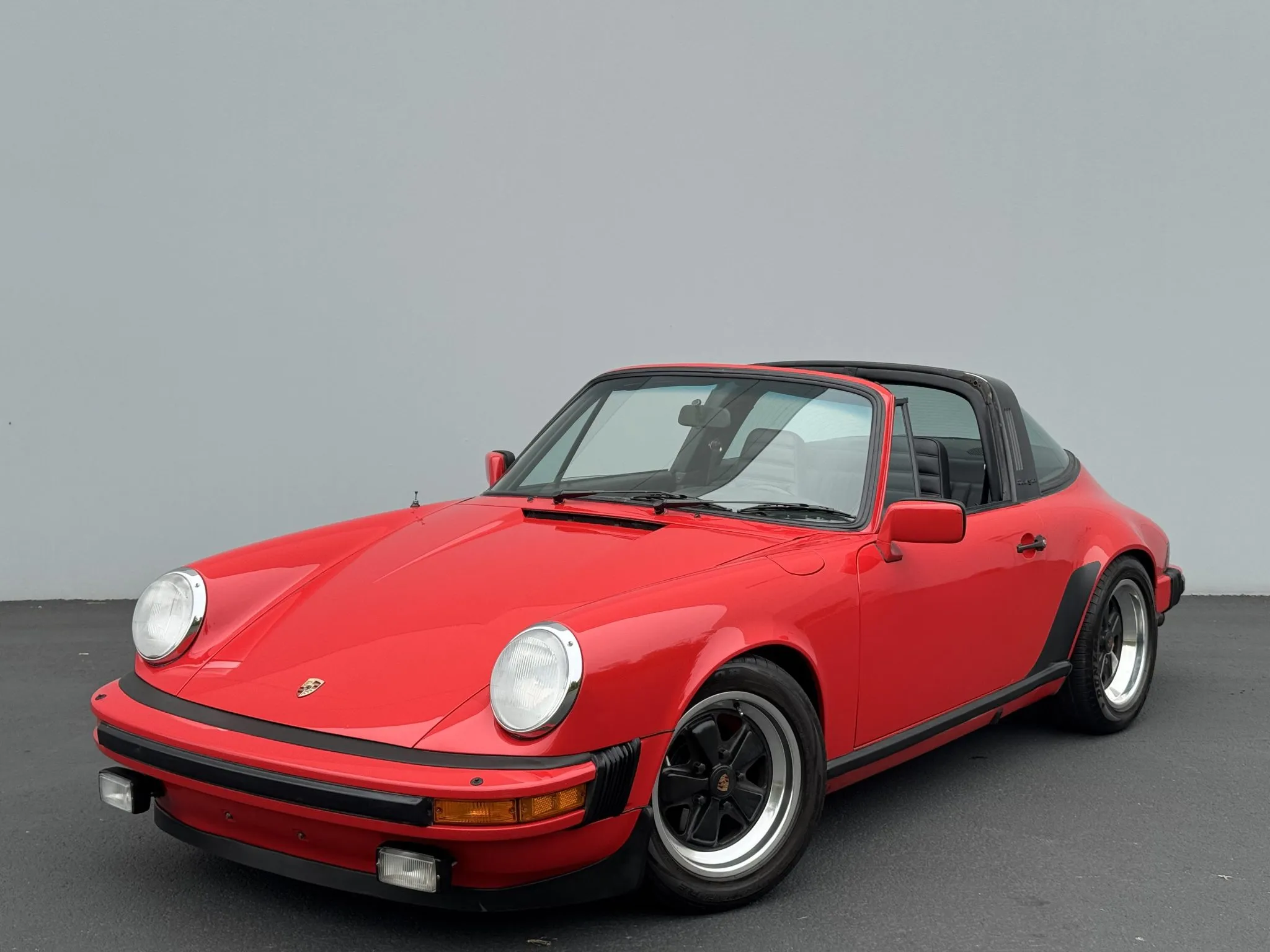 Load larger image of 1982 Porsche 911SC Targa - Stuttcars Classified