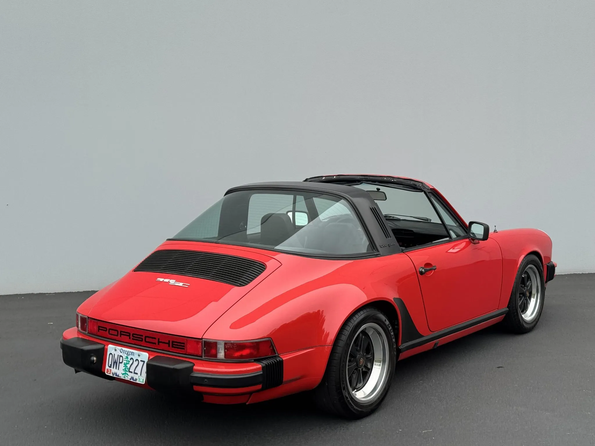 Load larger image of 1982 Porsche 911SC Targa - Stuttcars Classified
