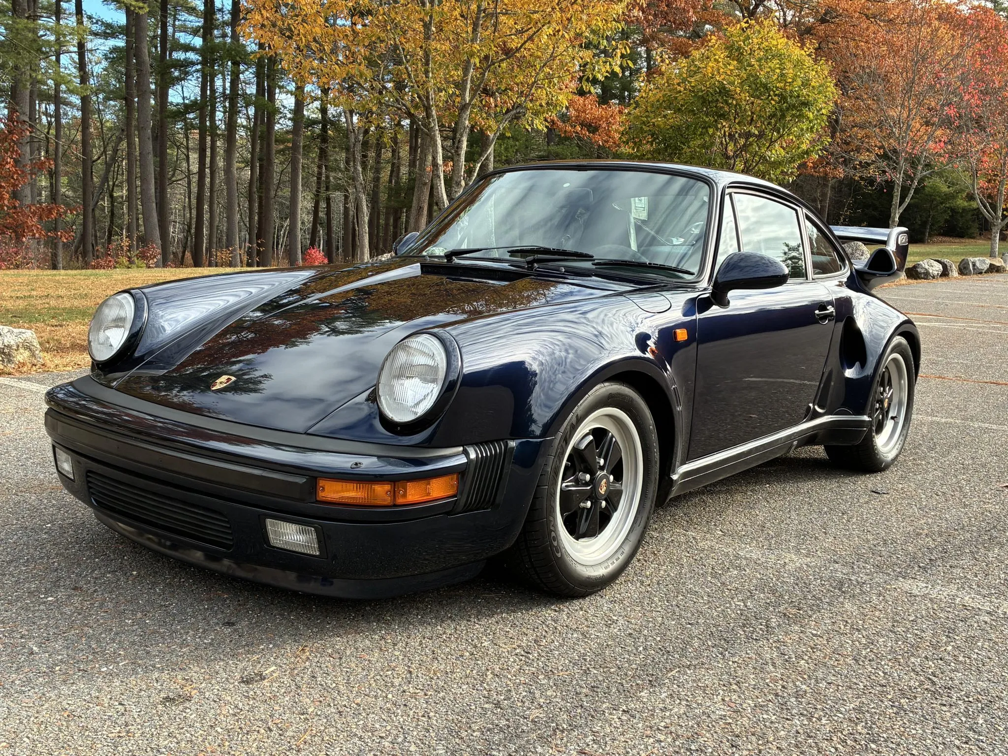 Load larger image of RoW 1982 Porsche 911SC Coupe Twin-Plug 3.2L - Stuttcars Classified