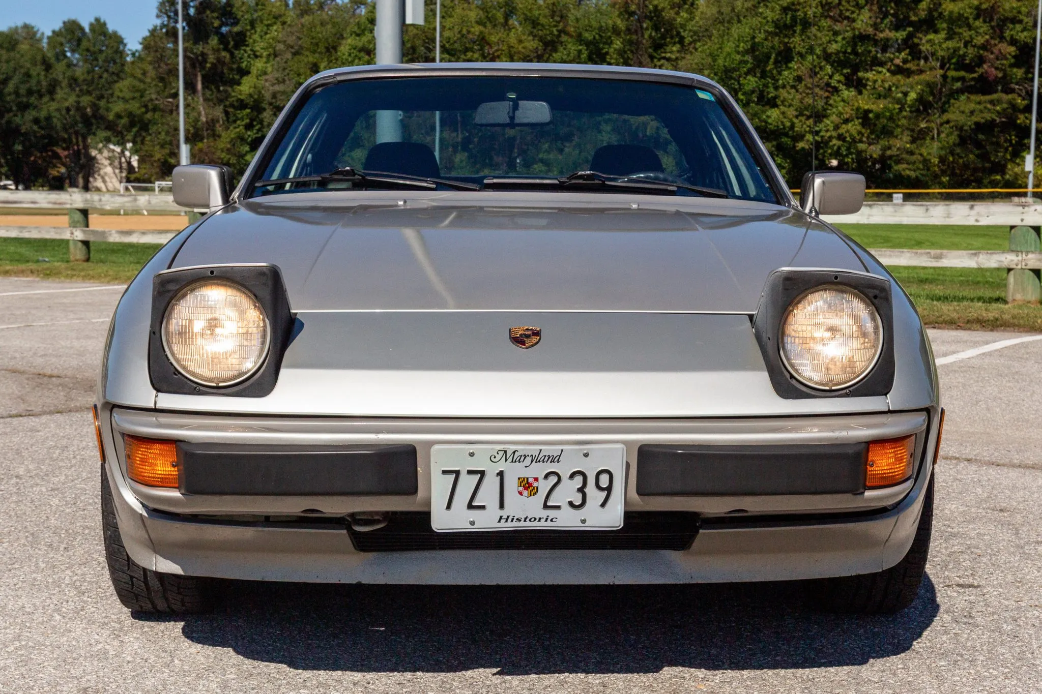 Load larger image of 1987 Porsche 924S - Stuttcars Classified