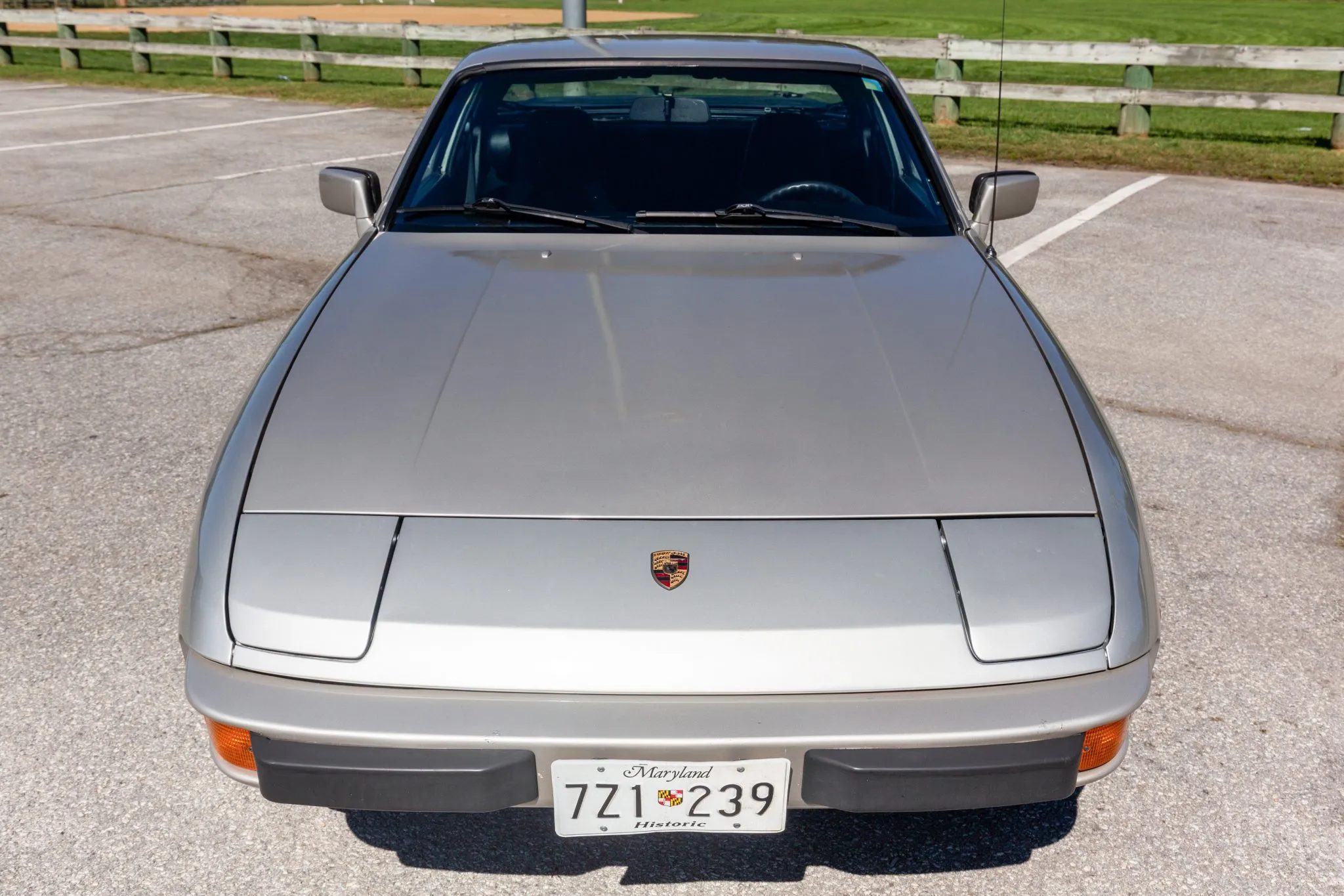 Load larger image of 1987 Porsche 924S - Stuttcars Classified