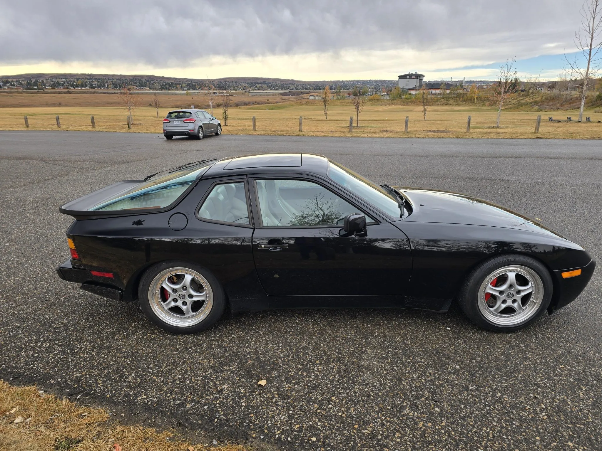 Load larger image of Modified 1987 Porsche 944 Turbo - Stuttcars Classified