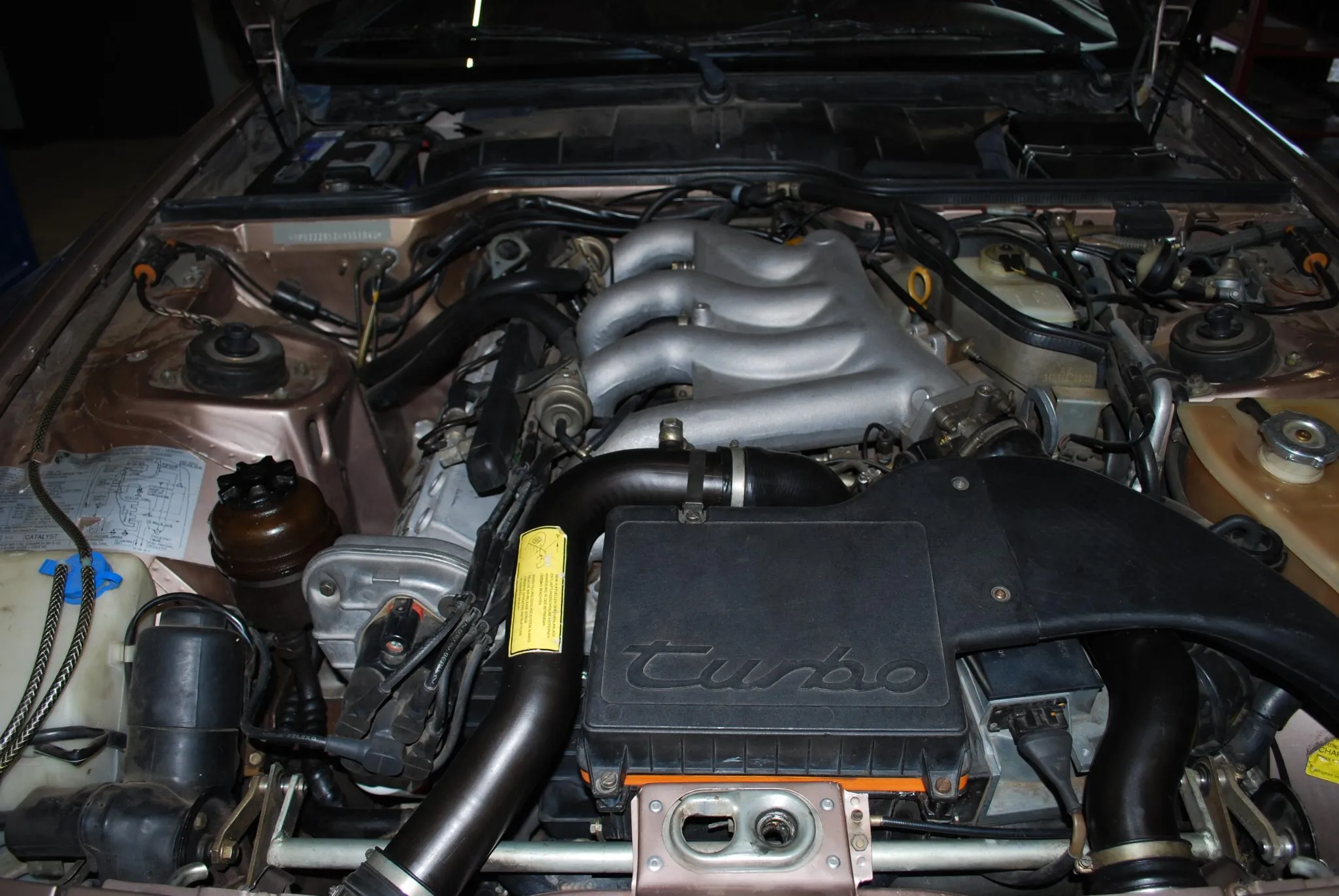 Load larger image of 1987 Porsche 944 Turbo - Stuttcars Classified