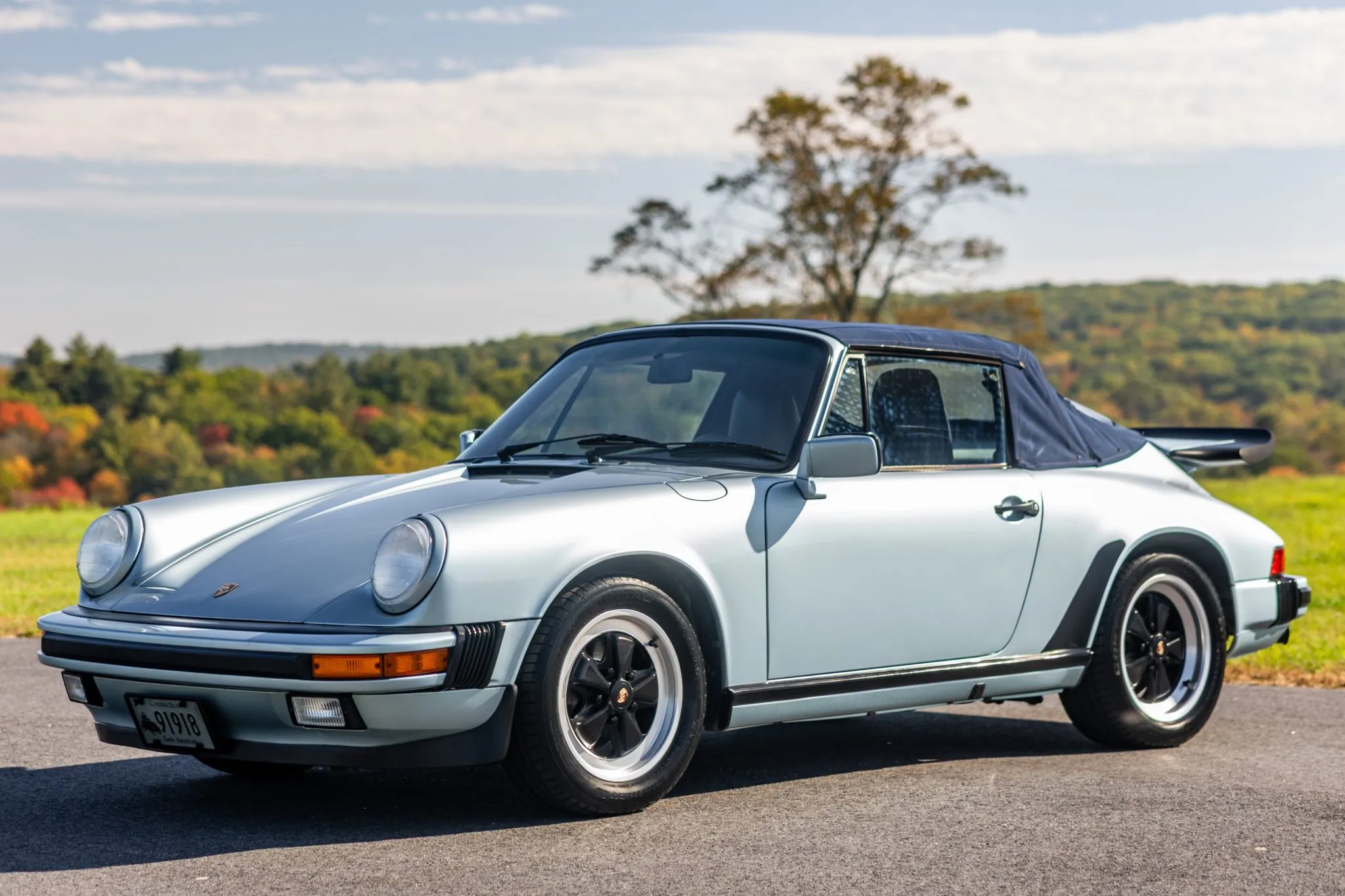 Load larger image of 1988 Porsche 911 Carrera Cabriolet G50 - Stuttcars Classified