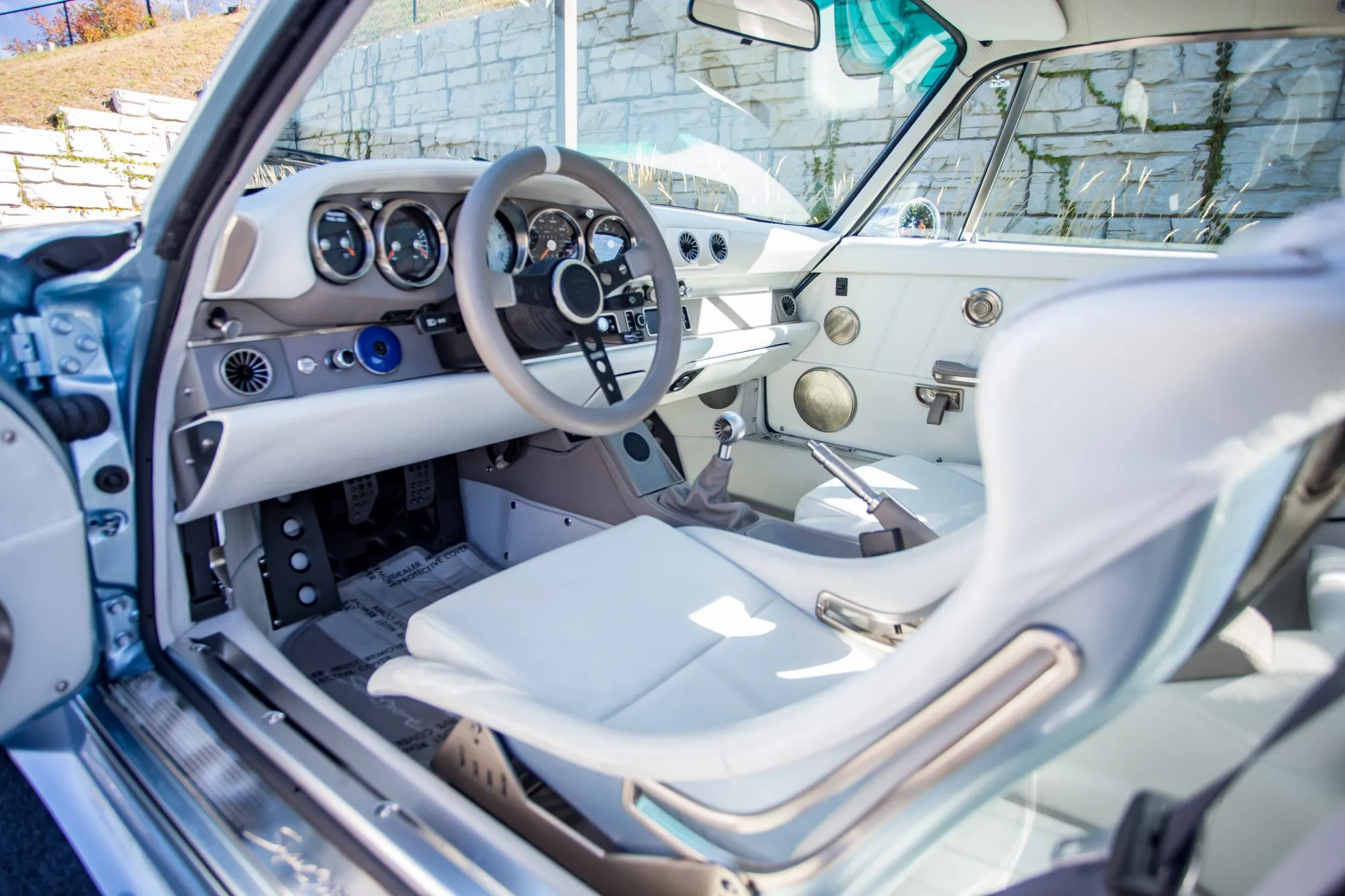 Load larger image of 1991 Porsche 911 Carrera Coupe by Abreu Motors - Stuttcars Classified