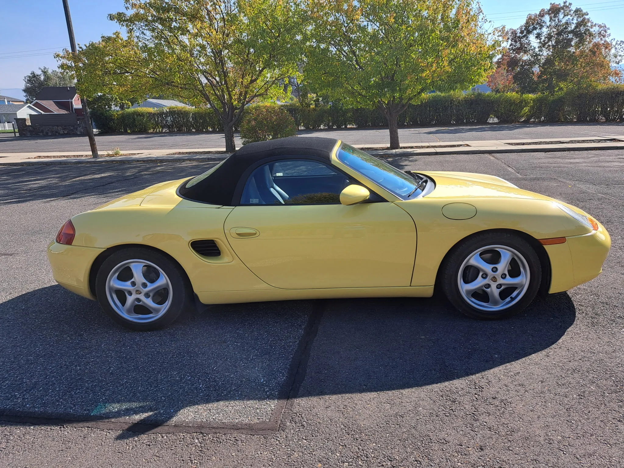 Load larger image of 1998 Porsche Boxster - Stuttcars Classified