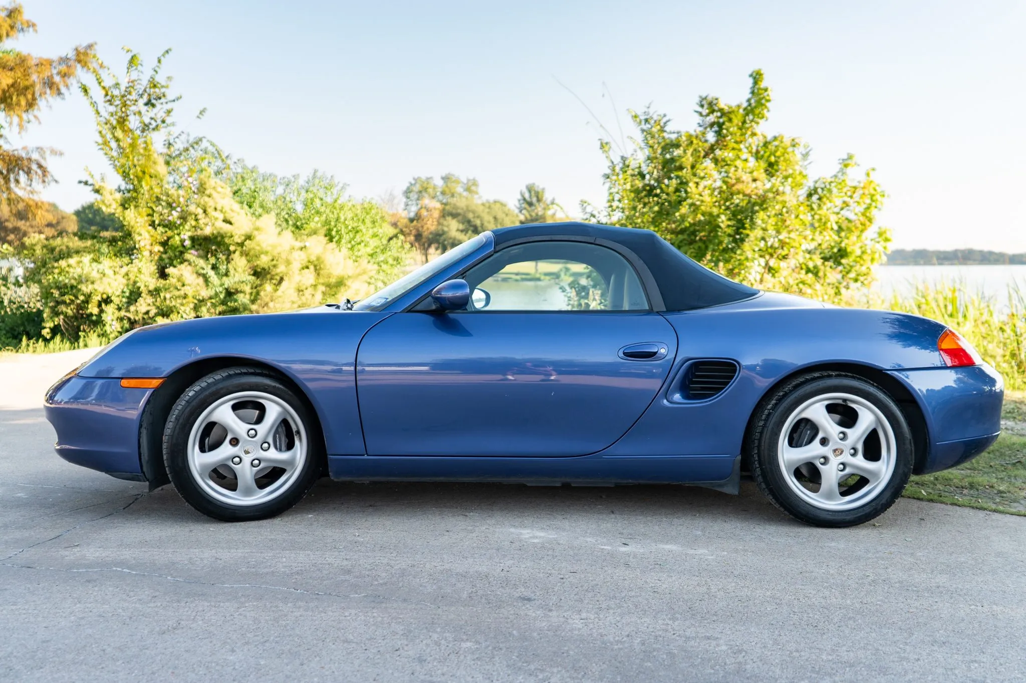 Load larger image of 1999 Porsche Boxster - Stuttcars Classified