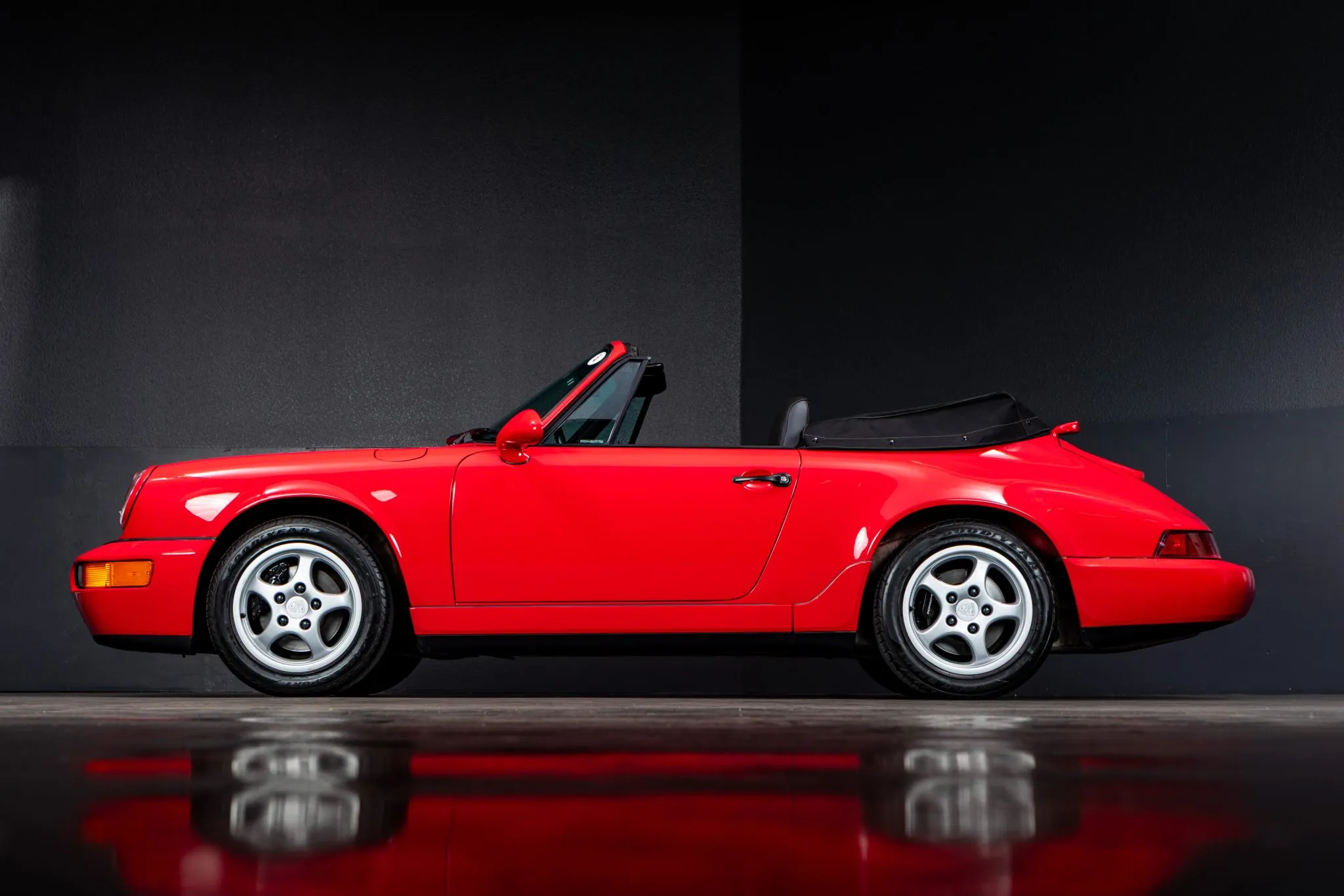 Load larger image of 1992 Porsche 911 Carrera 2 Cabriolet - Stuttcars Classified