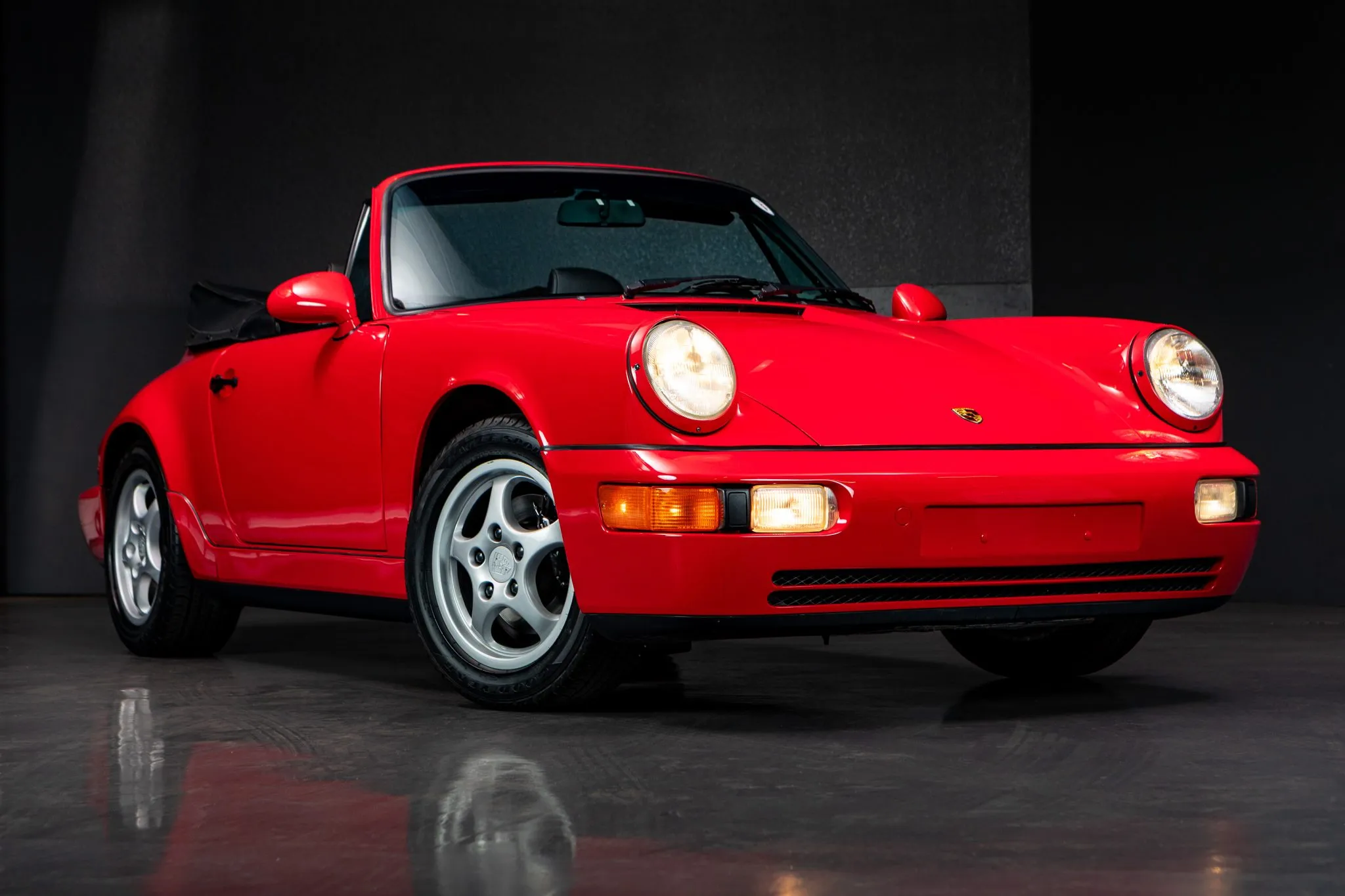 Load larger image of 1992 Porsche 911 Carrera 2 Cabriolet - Stuttcars Classified