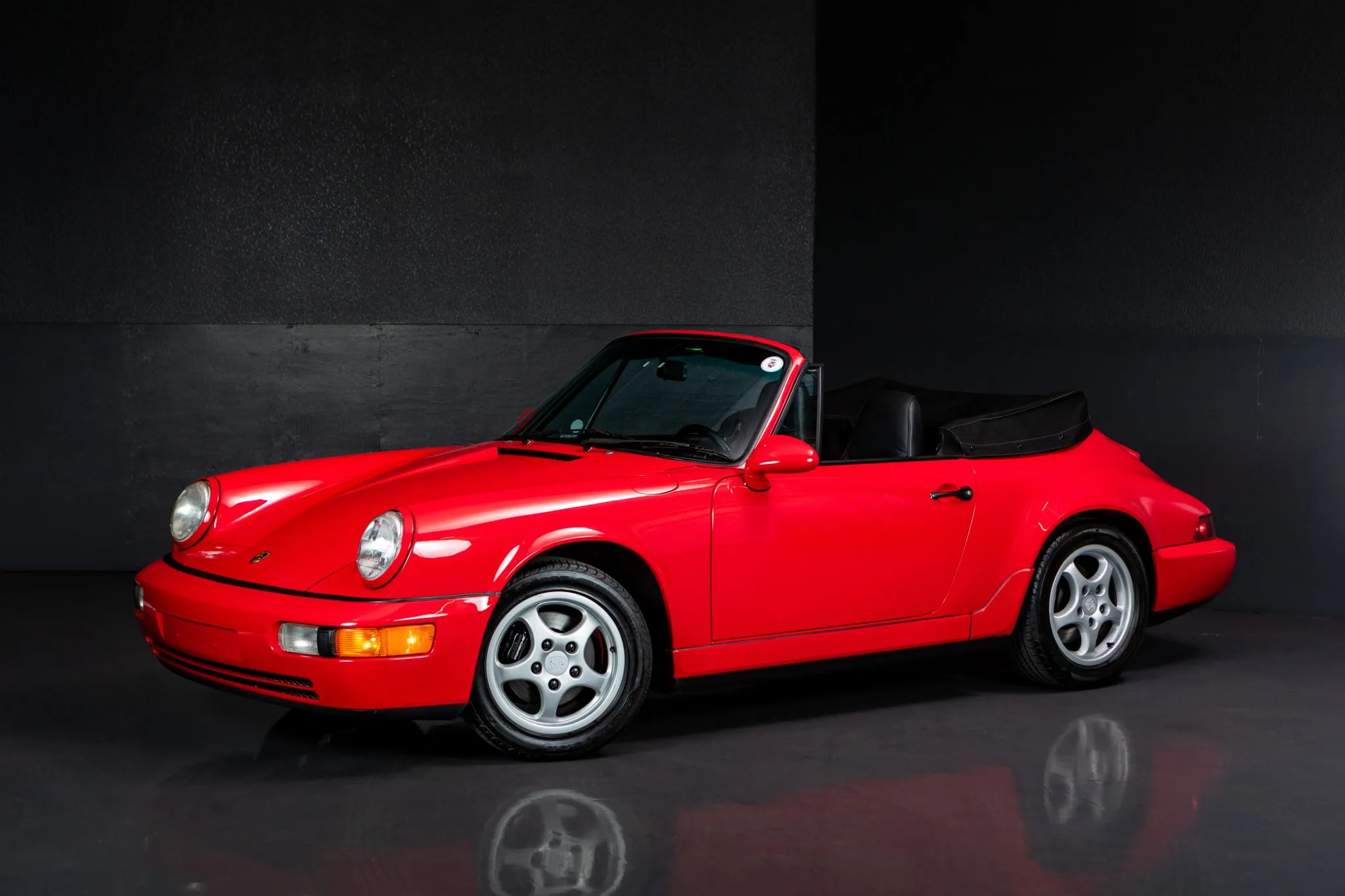 Load larger image of 1992 Porsche 911 Carrera 2 Cabriolet - Stuttcars Classified