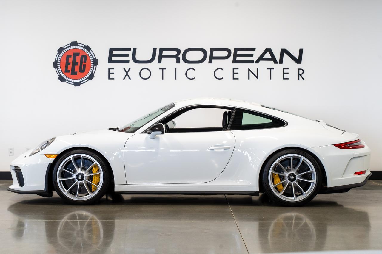 Load larger image of 2018 Porsche GT3 Touring - Stuttcars Classified