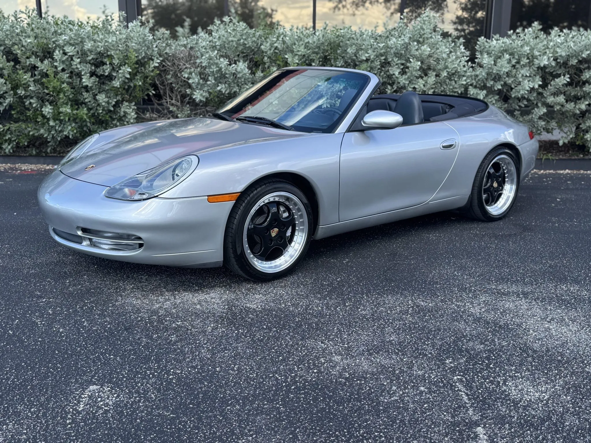 Load larger image of 2000 Porsche 911 Carrera 4 Cabriolet - Stuttcars Classified