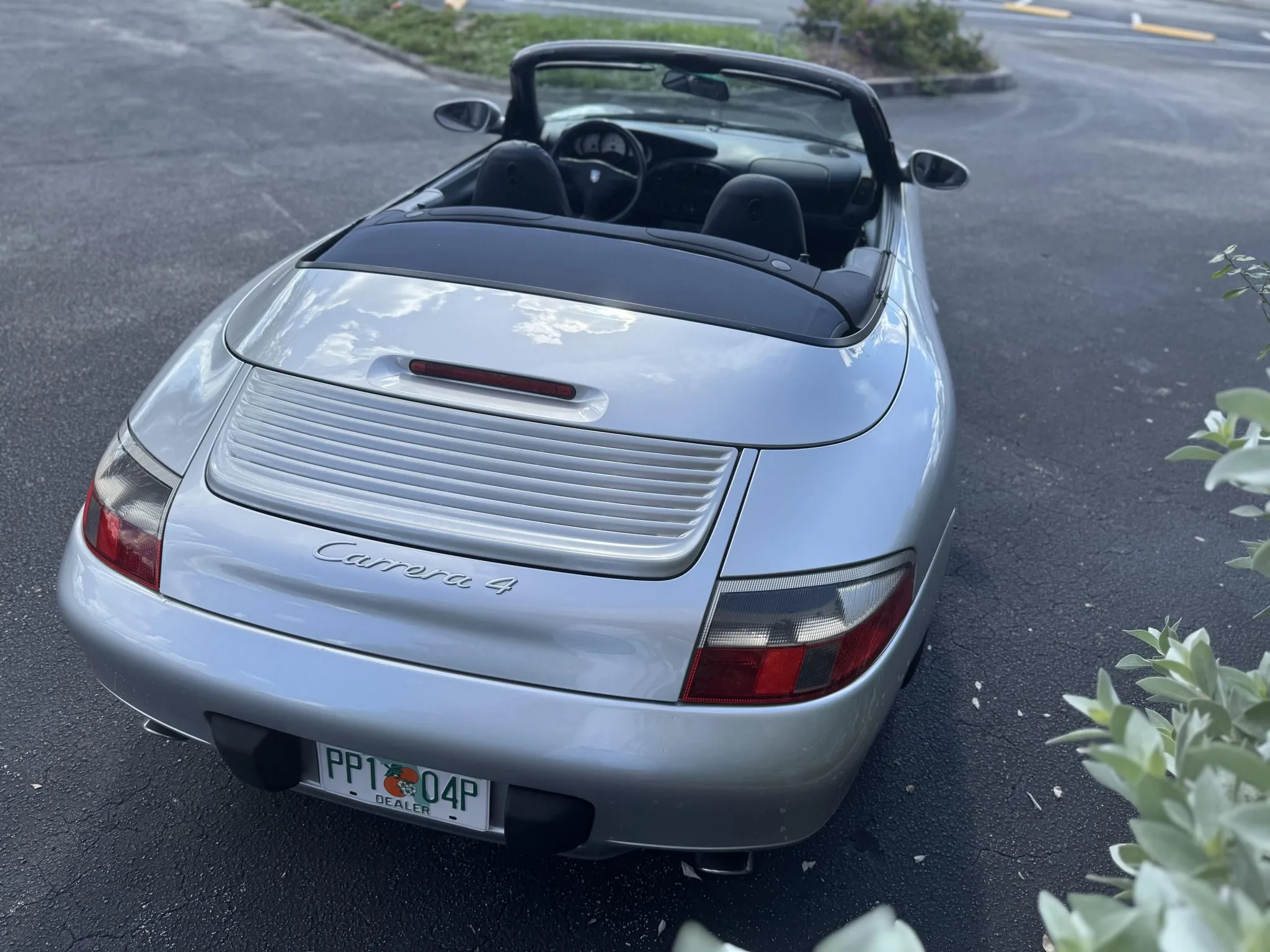 Load larger image of 2000 Porsche 911 Carrera 4 Cabriolet - Stuttcars Classified