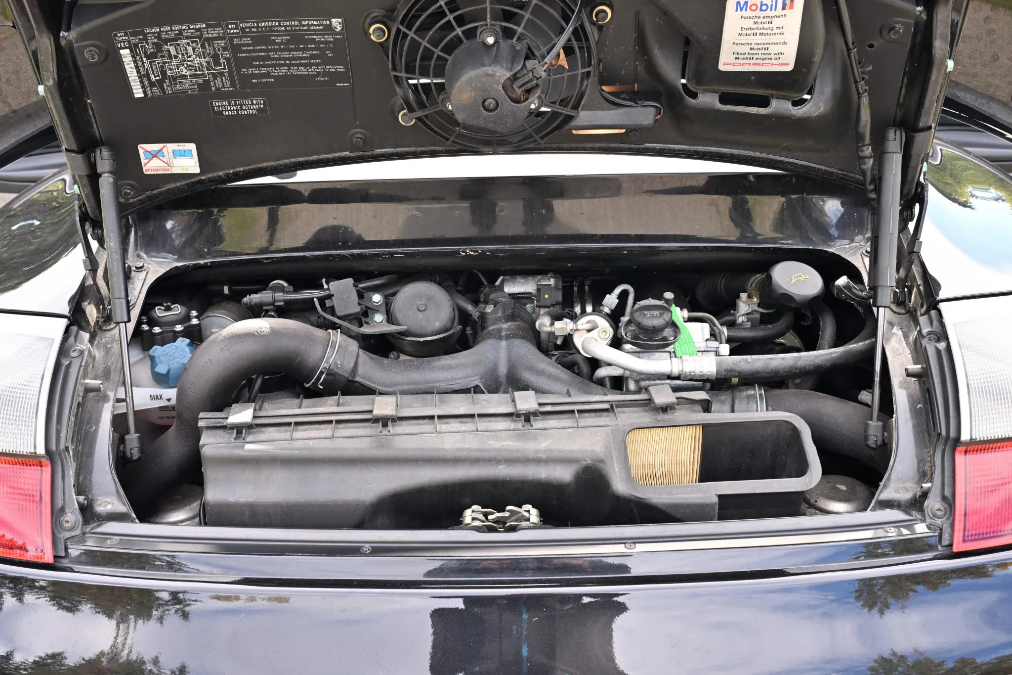 Load larger image of 2002 Porsche 911 Turbo Coupe X50 - Stuttcars Classified