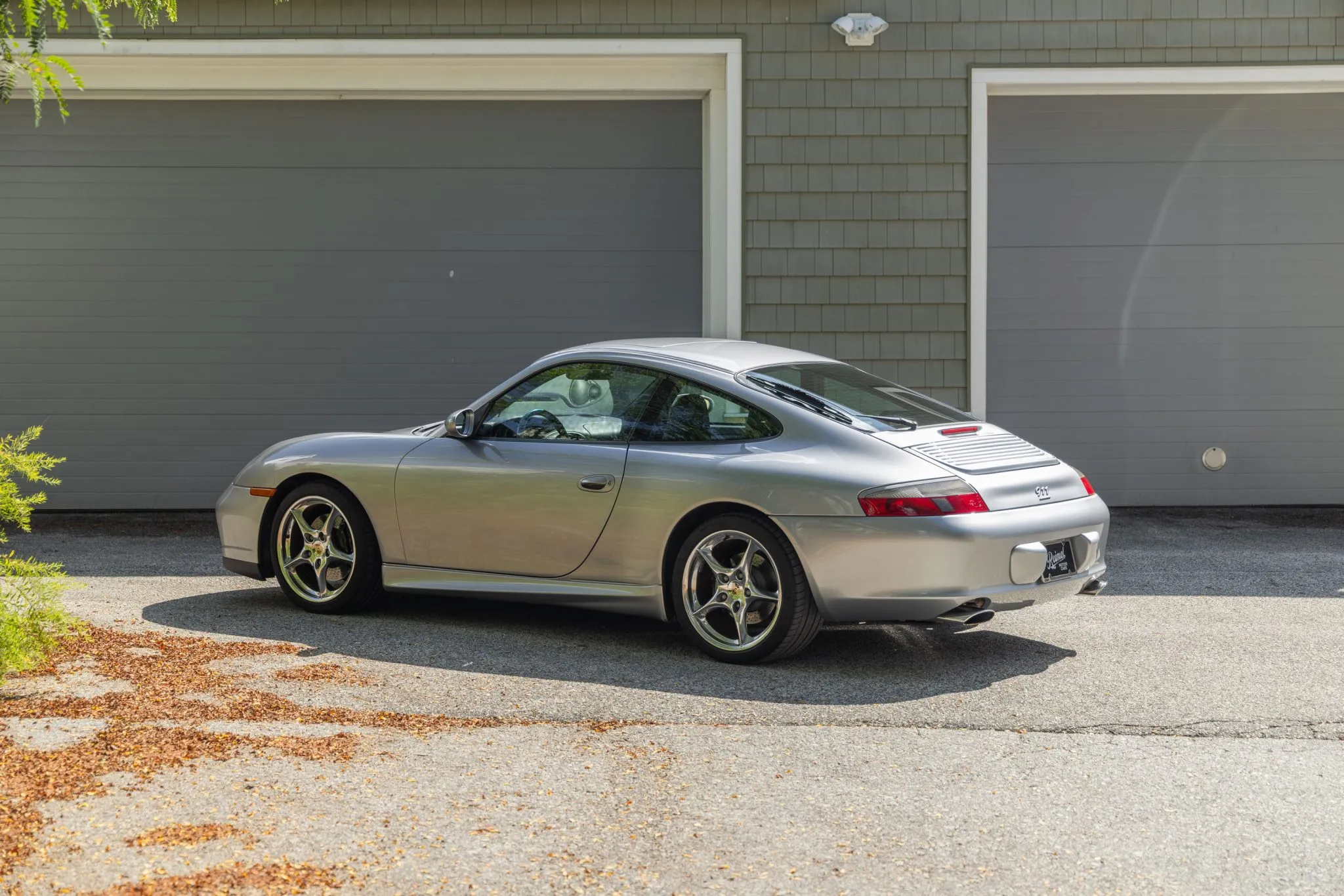 Load larger image of 2004 Porsche 911 40th Anniversary - Stuttcars Classified