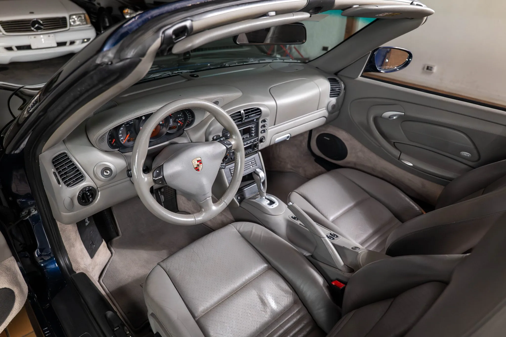 Load larger image of 2004 Porsche 911 Carrera 4S Cabriolet - Stuttcars Classified
