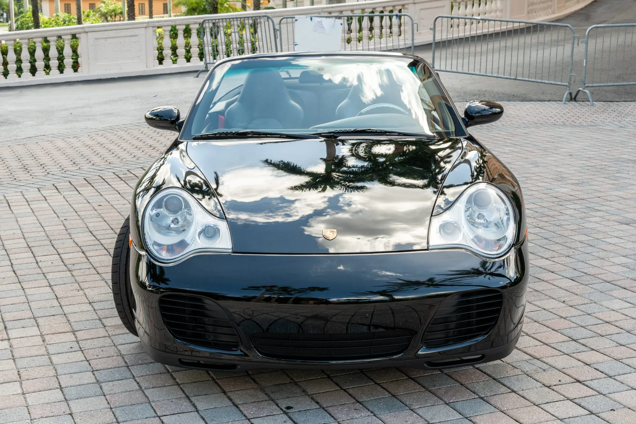Load larger image of 2004 Porsche 911 Carrera 4S Cabriolet - Stuttcars Classified
