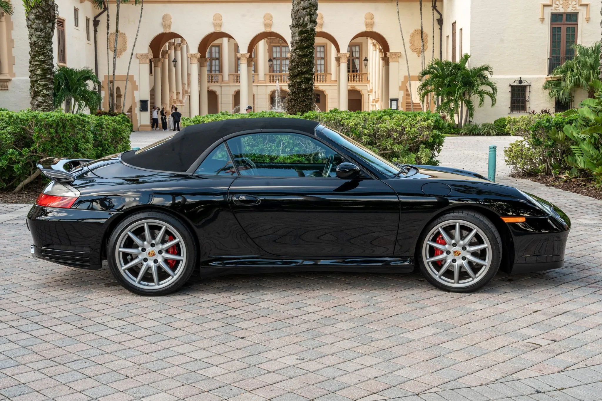 Load larger image of 2004 Porsche 911 Carrera 4S Cabriolet - Stuttcars Classified