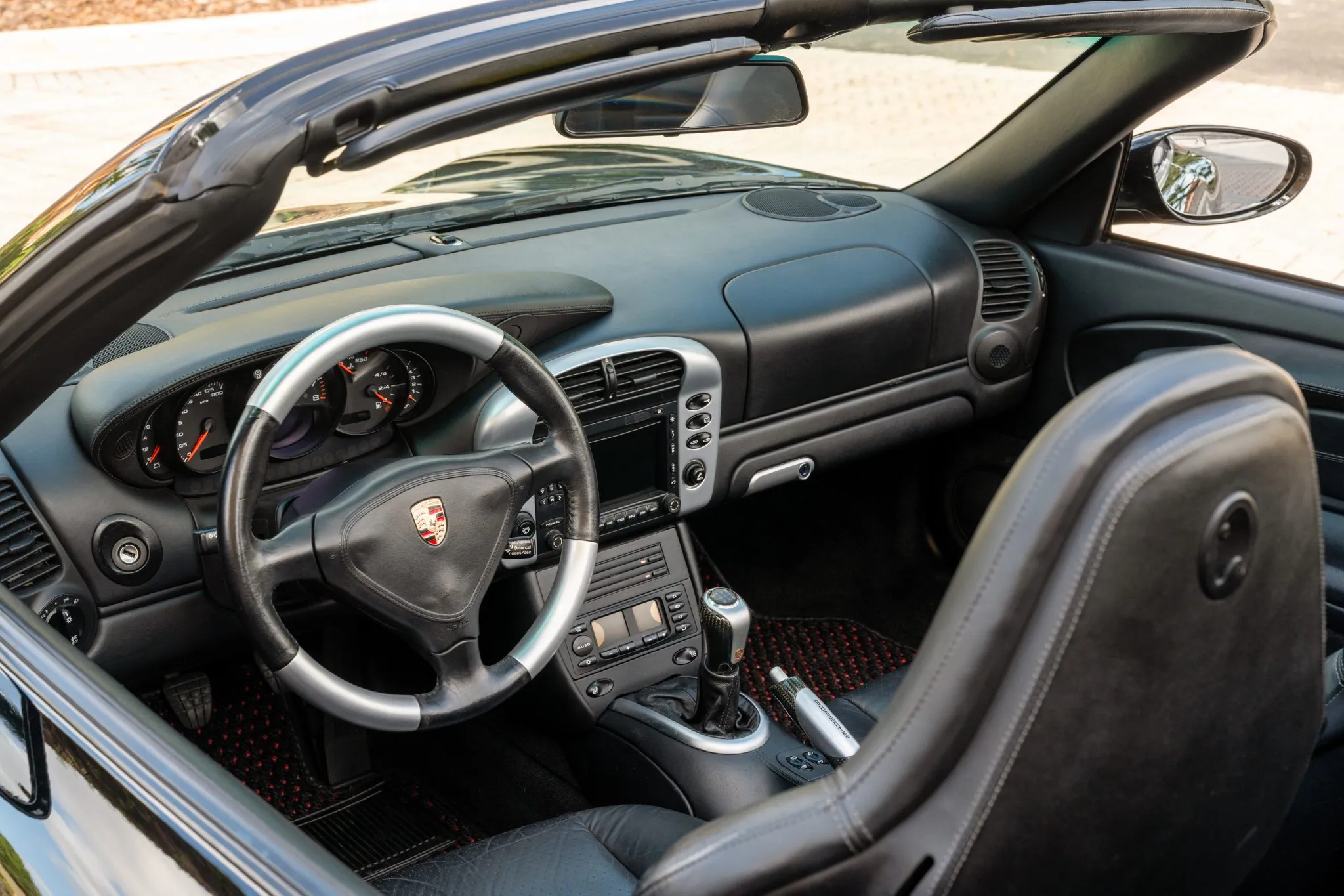 Load larger image of 2004 Porsche 911 Carrera 4S Cabriolet - Stuttcars Classified