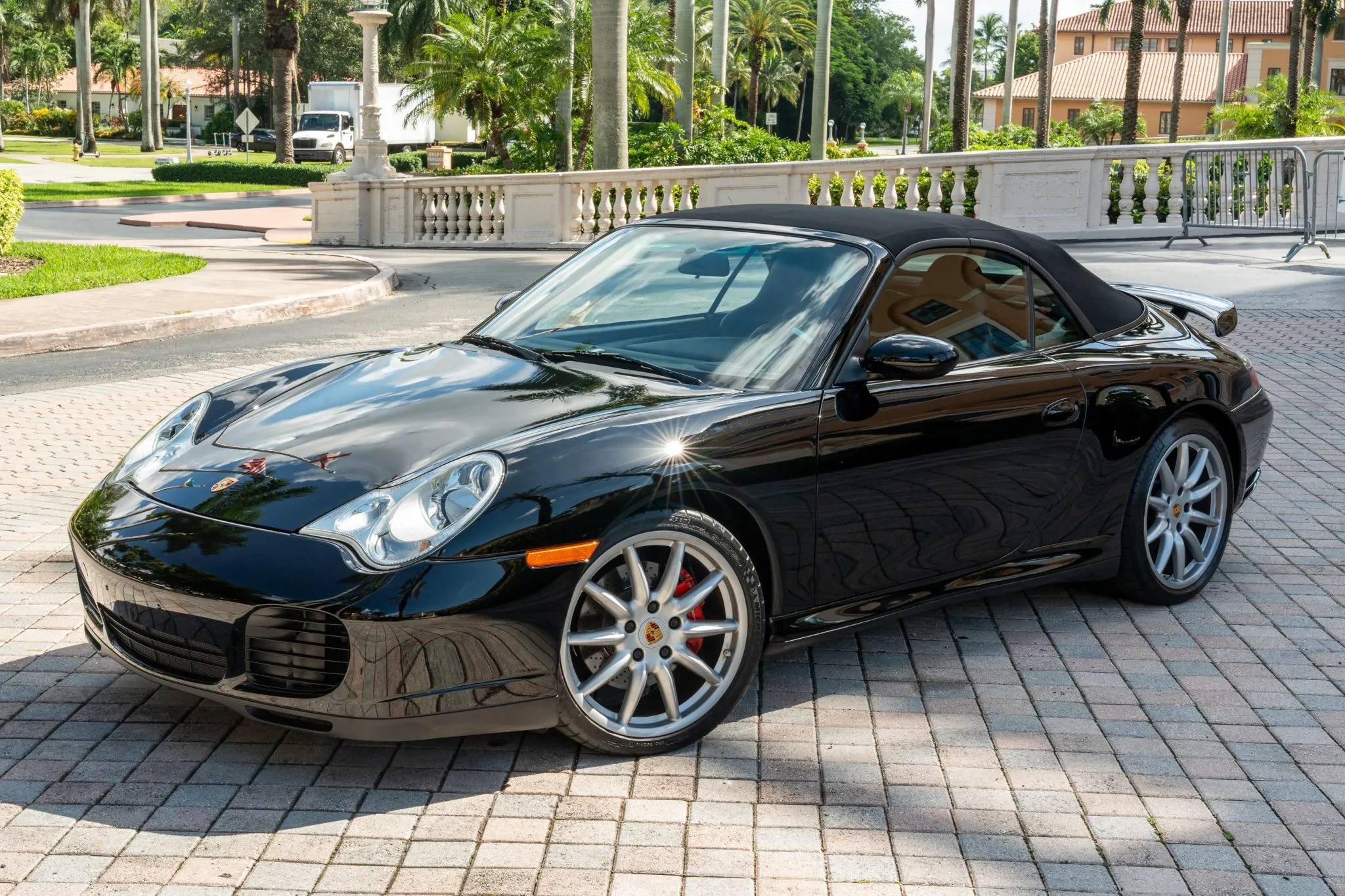 Load larger image of 2004 Porsche 911 Carrera 4S Cabriolet - Stuttcars Classified