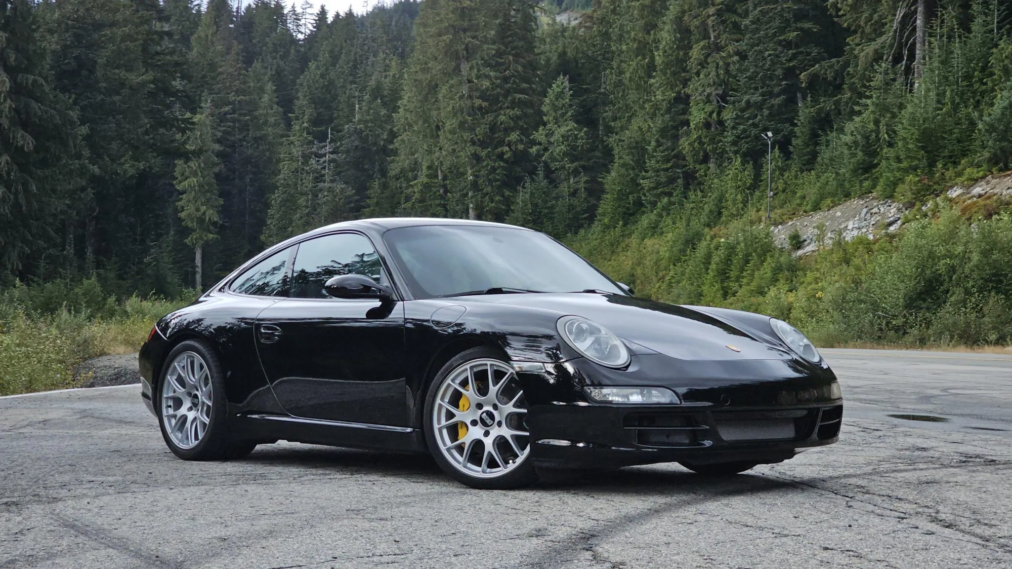 Load larger image of 2005 Porsche 911 Carrera S Coupe - Stuttcars Classified