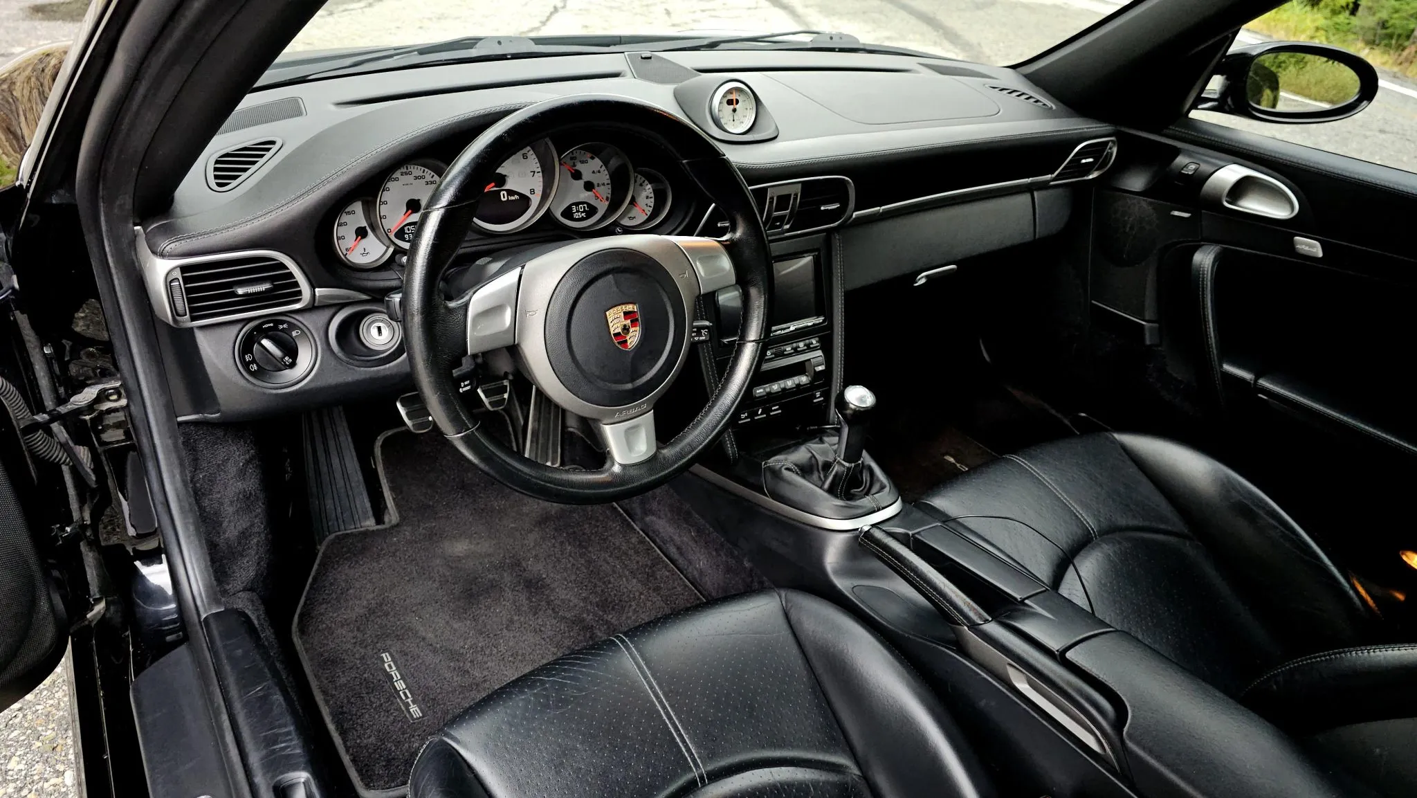 Load larger image of 2005 Porsche 911 Carrera S Coupe - Stuttcars Classified