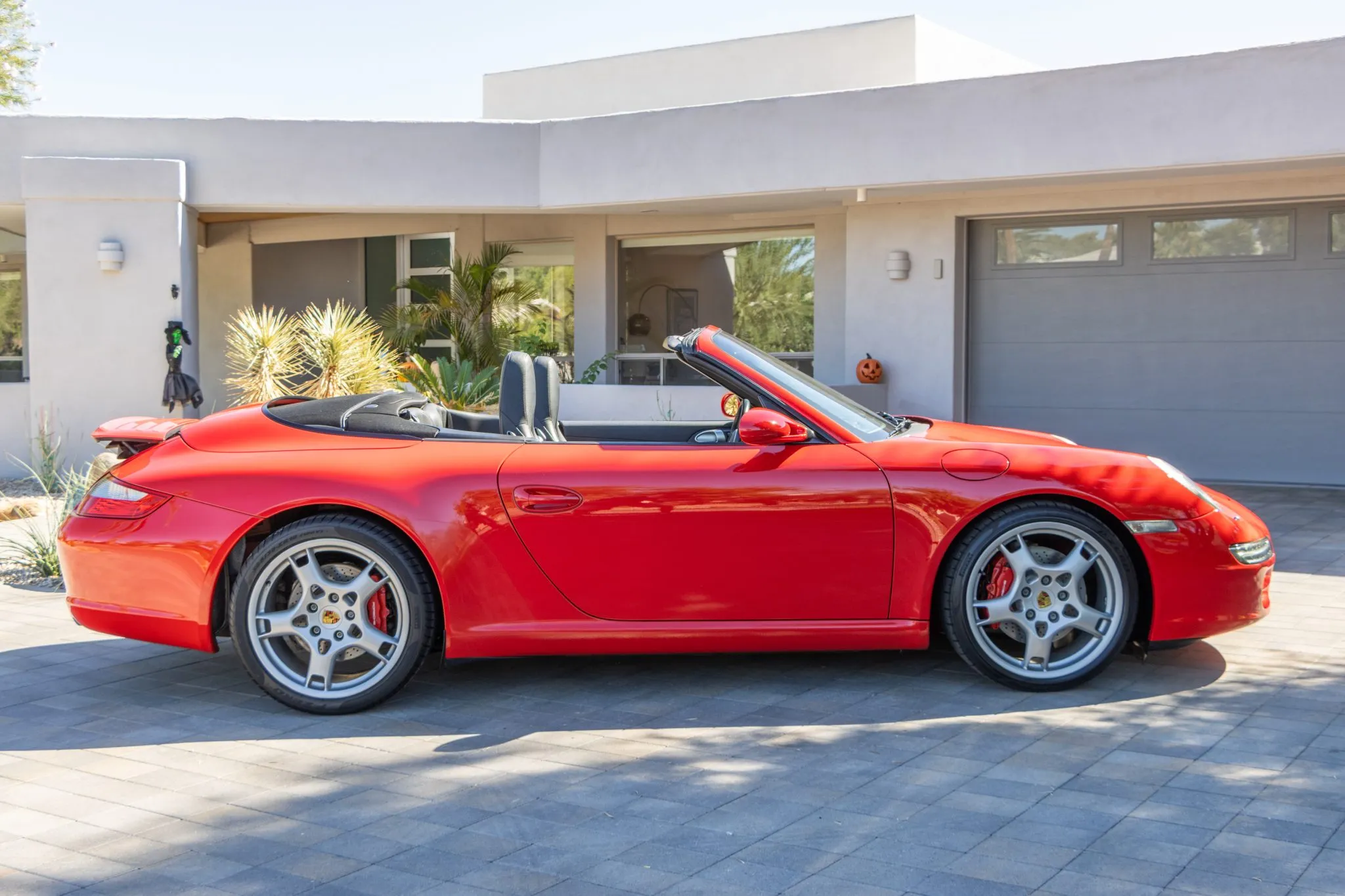 Load larger image of 2006 Porsche 911 Carrera S Cabriolet - Stuttcars Classified