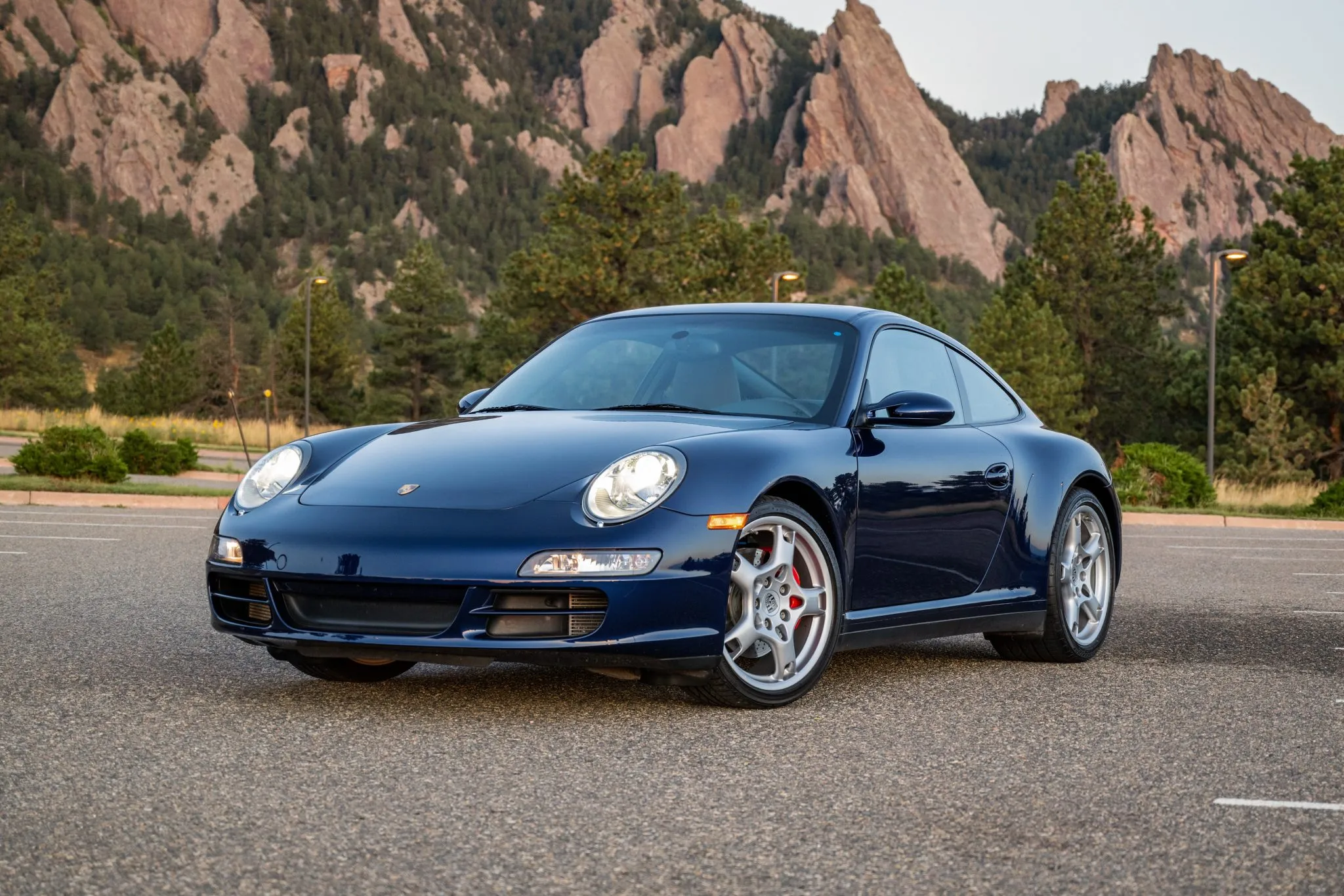 Load larger image of 2007 Porsche 911 Carrera 4S Coupe - Stuttcars Classified
