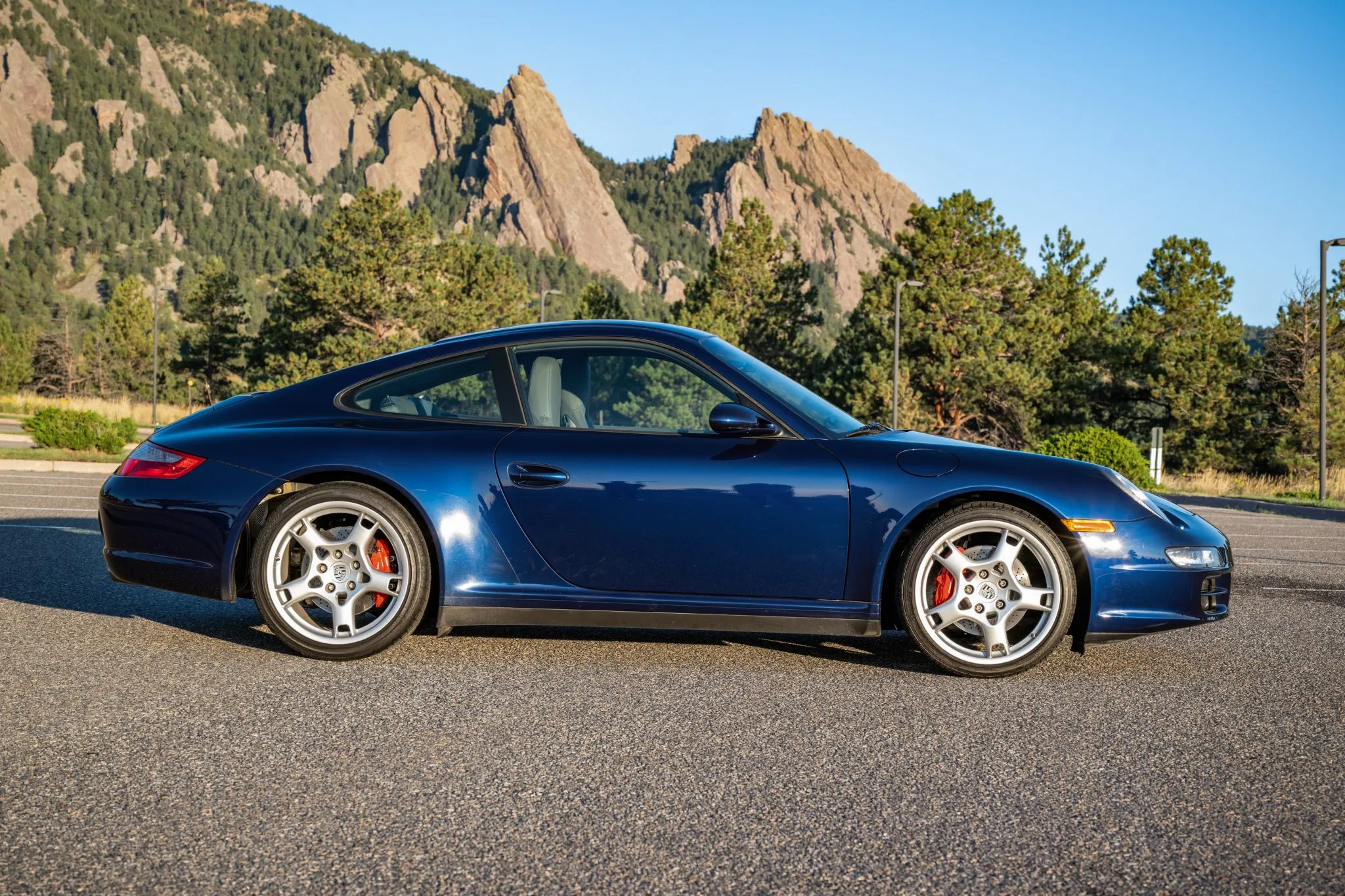 Load larger image of 2007 Porsche 911 Carrera 4S Coupe - Stuttcars Classified