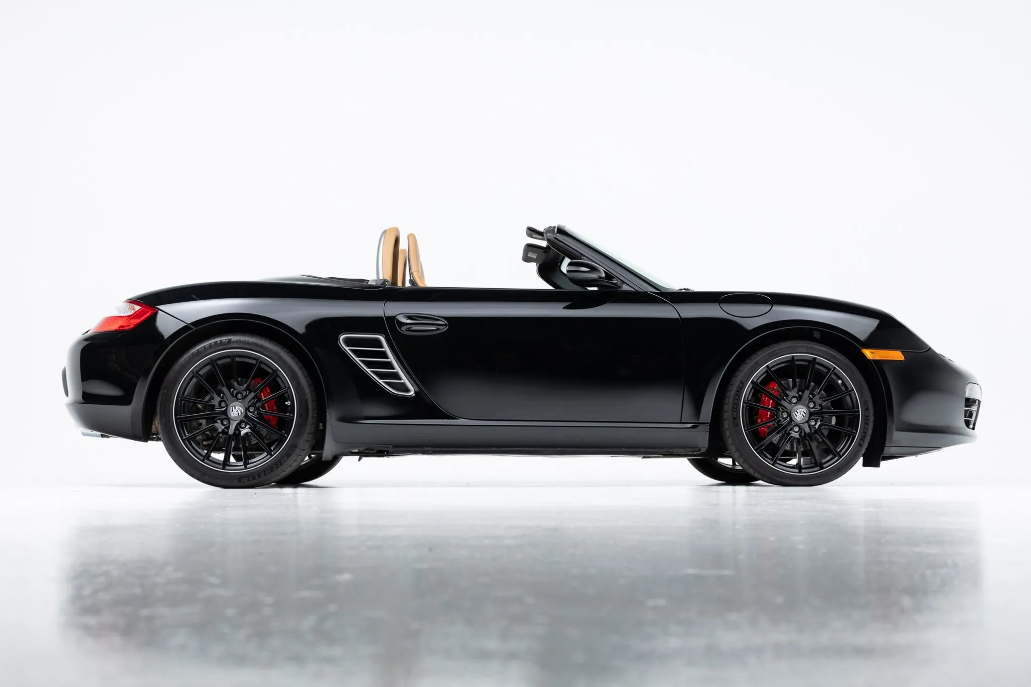 Load larger image of 2008 Porsche Boxster S - Stuttcars Classified