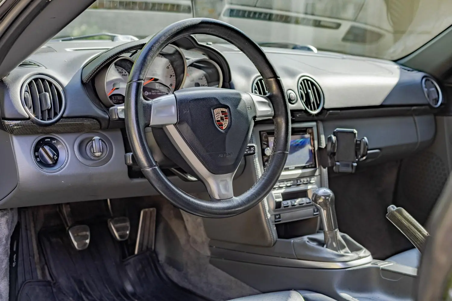 Load larger image of 2008 Porsche Cayman S - Stuttcars Classified