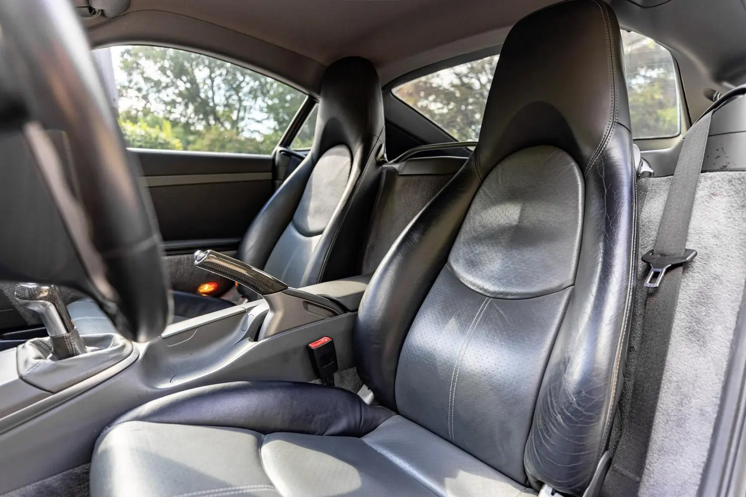 Load larger image of 2008 Porsche Cayman S - Stuttcars Classified