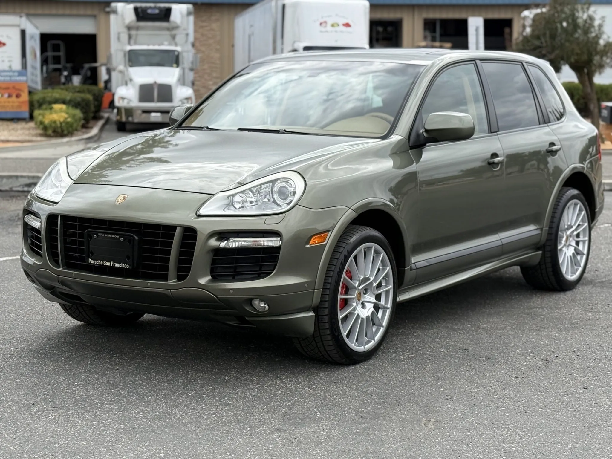 Load larger image of 2009 Porsche Cayenne GTS - Stuttcars Classified