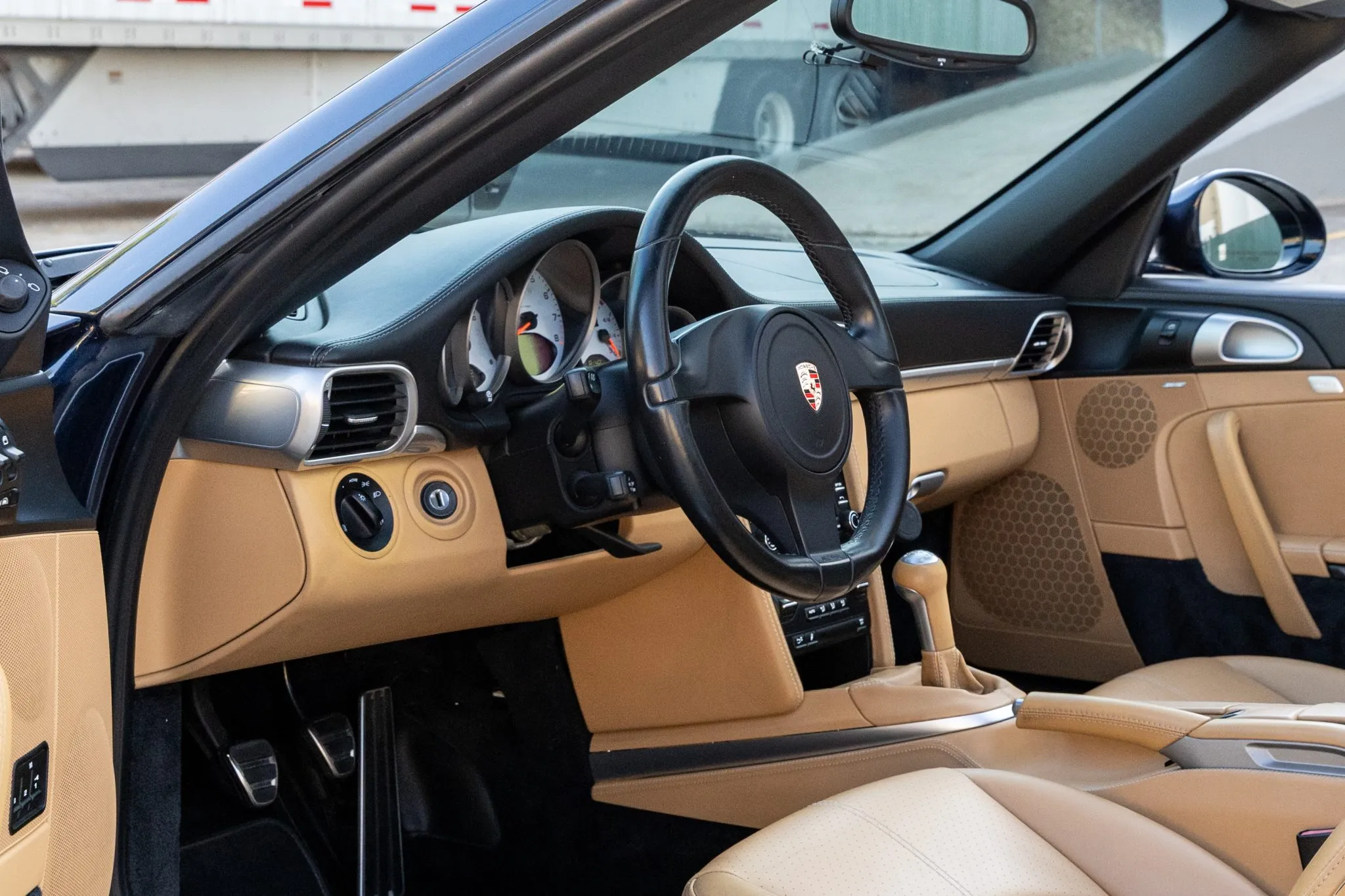 Load larger image of 2011 Porsche 911 Carrera 4S Cabriolet - Stuttcars Classified