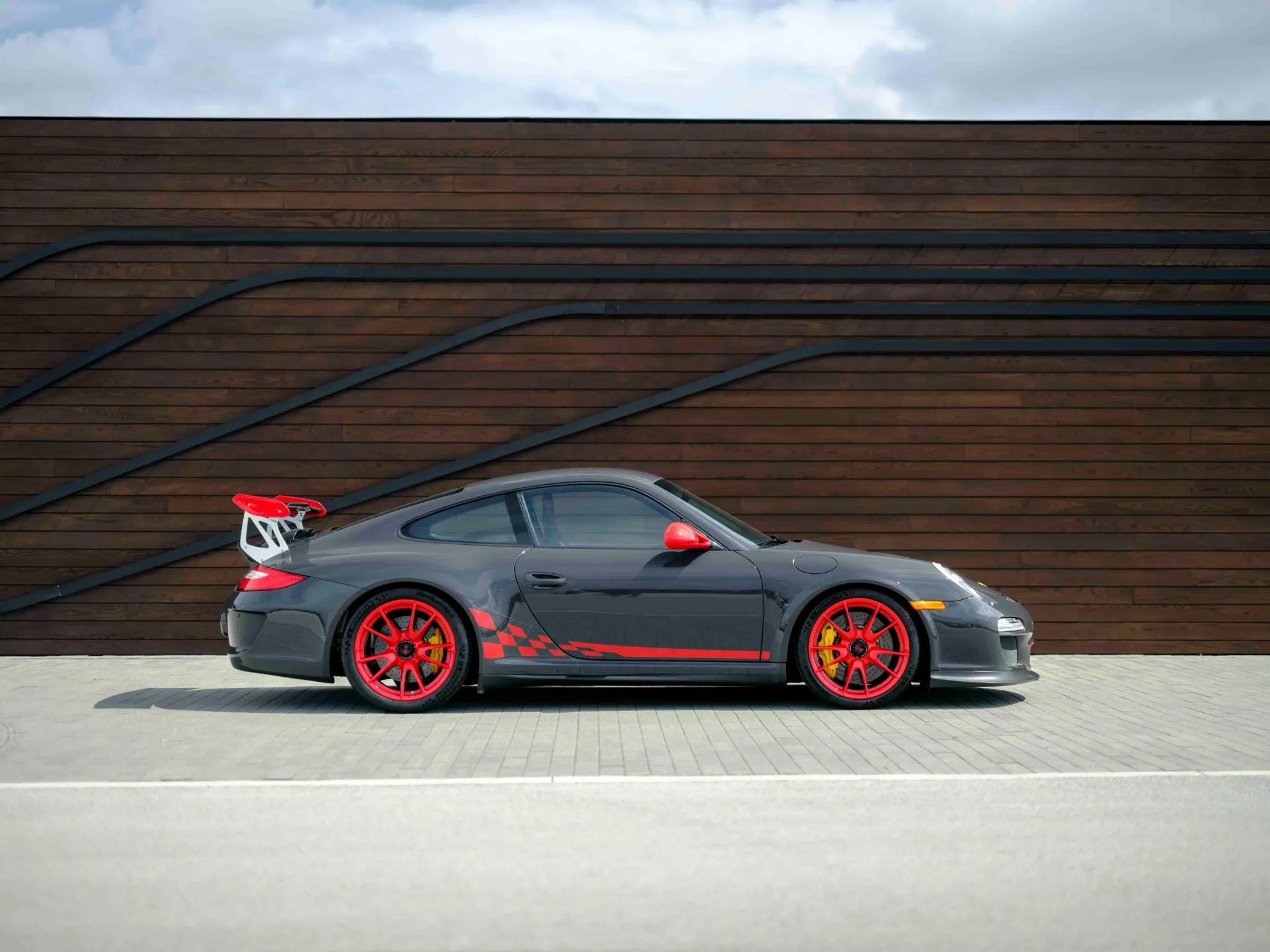 Load larger image of 2011 Porsche 911 GT3 RS - Stuttcars Classified