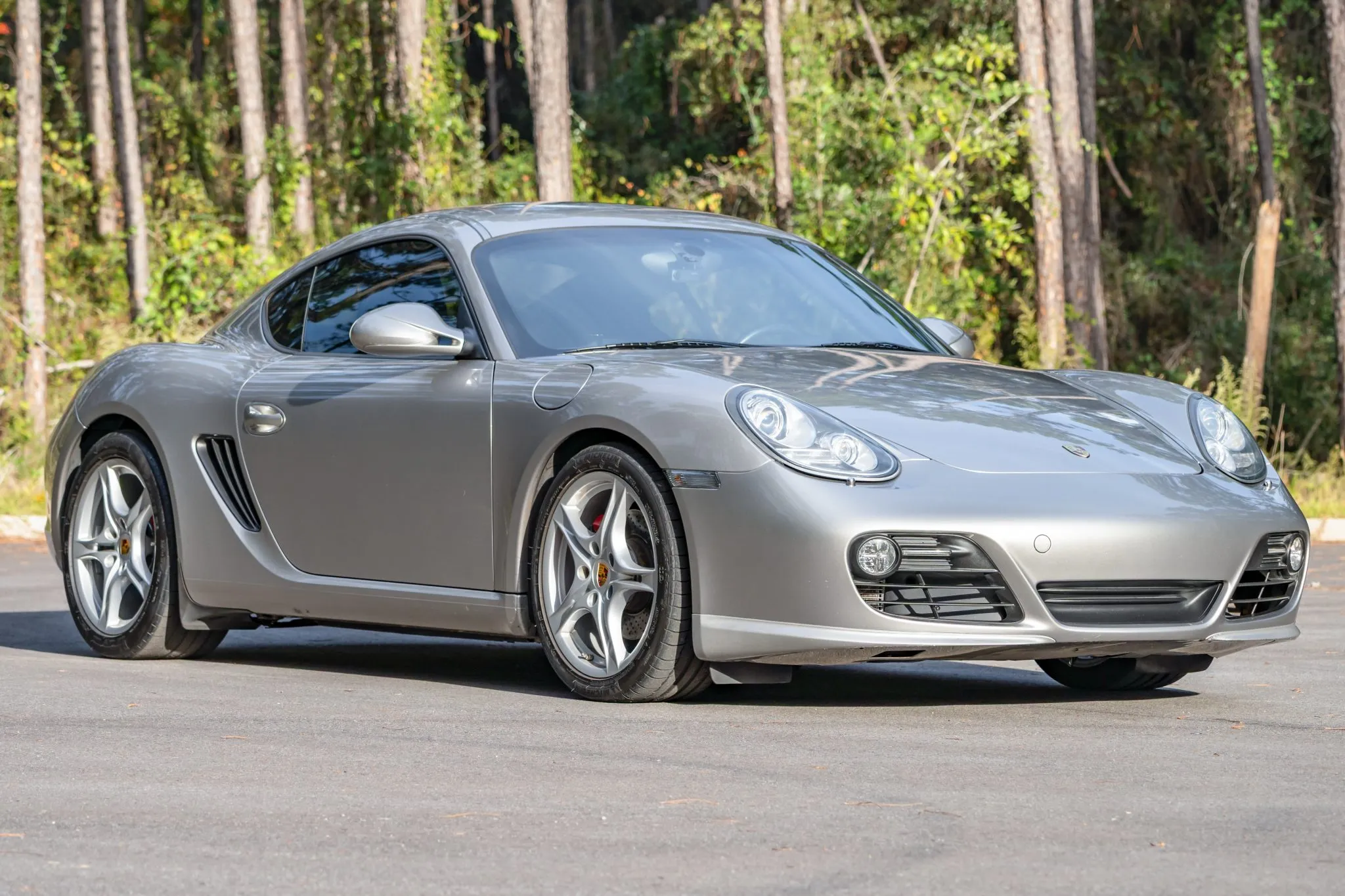 Load larger image of 2011 Porsche Cayman S - Stuttcars Classified
