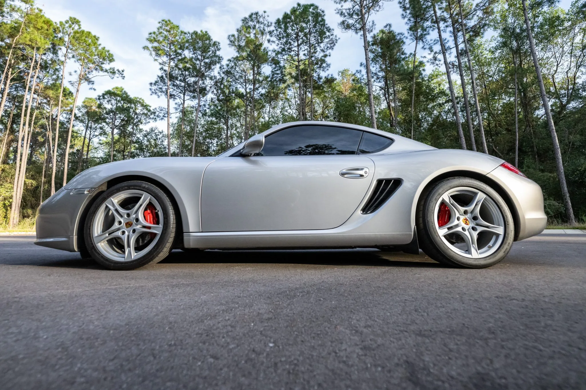 Load larger image of 2011 Porsche Cayman S - Stuttcars Classified