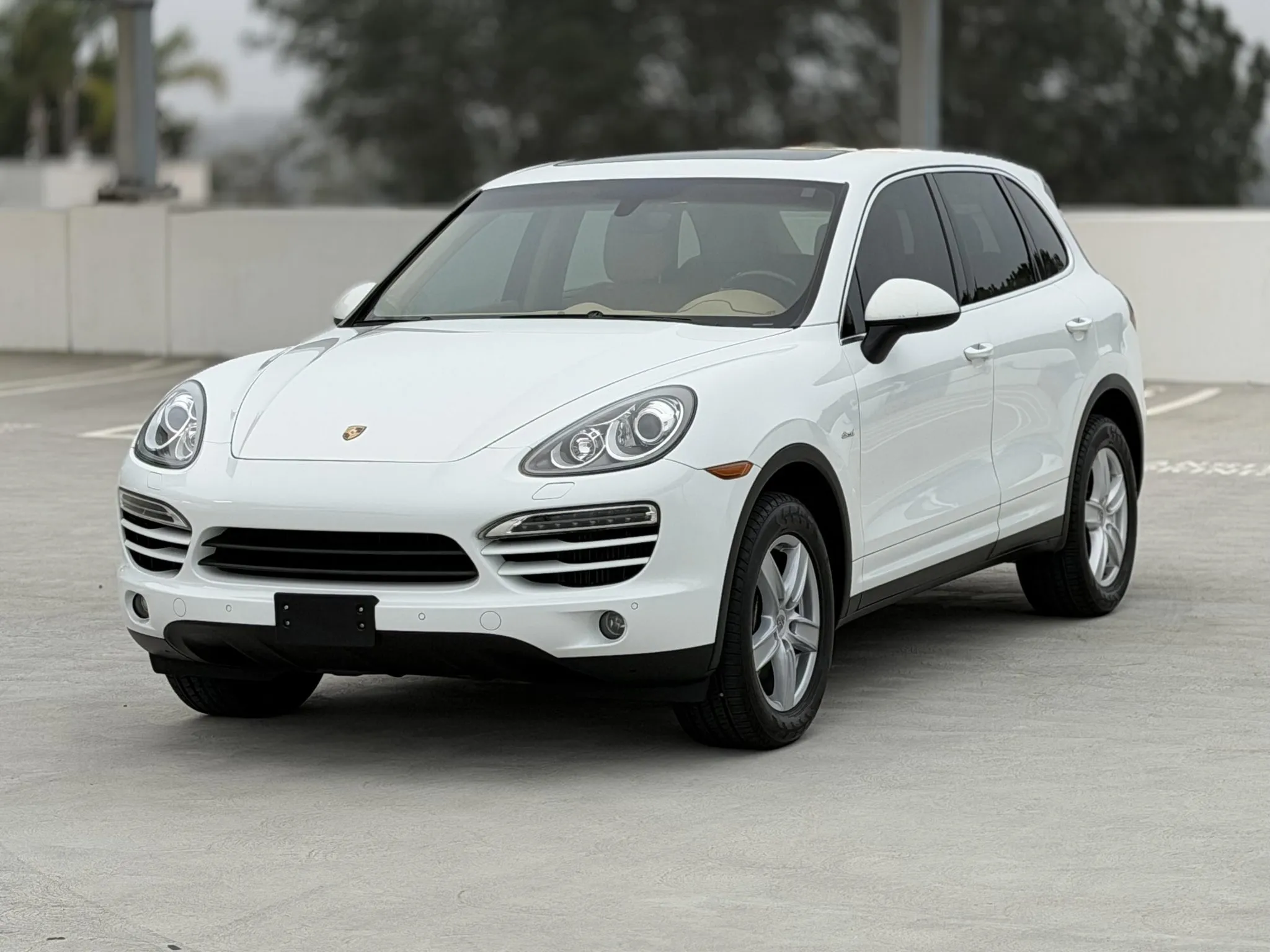 Load larger image of 2013 Porsche Cayenne Diesel - Stuttcars Classified
